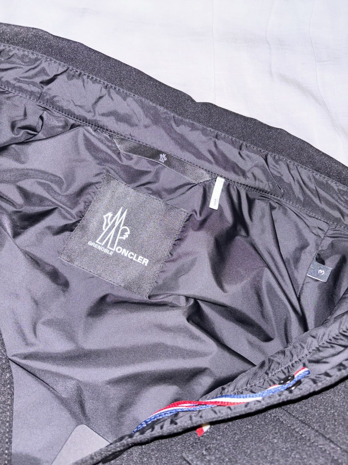 Moncler MONCLER GRENOBLE Black Vadret Jacket Size US L / EU 52-54 / 3 - 6 Thumbnail