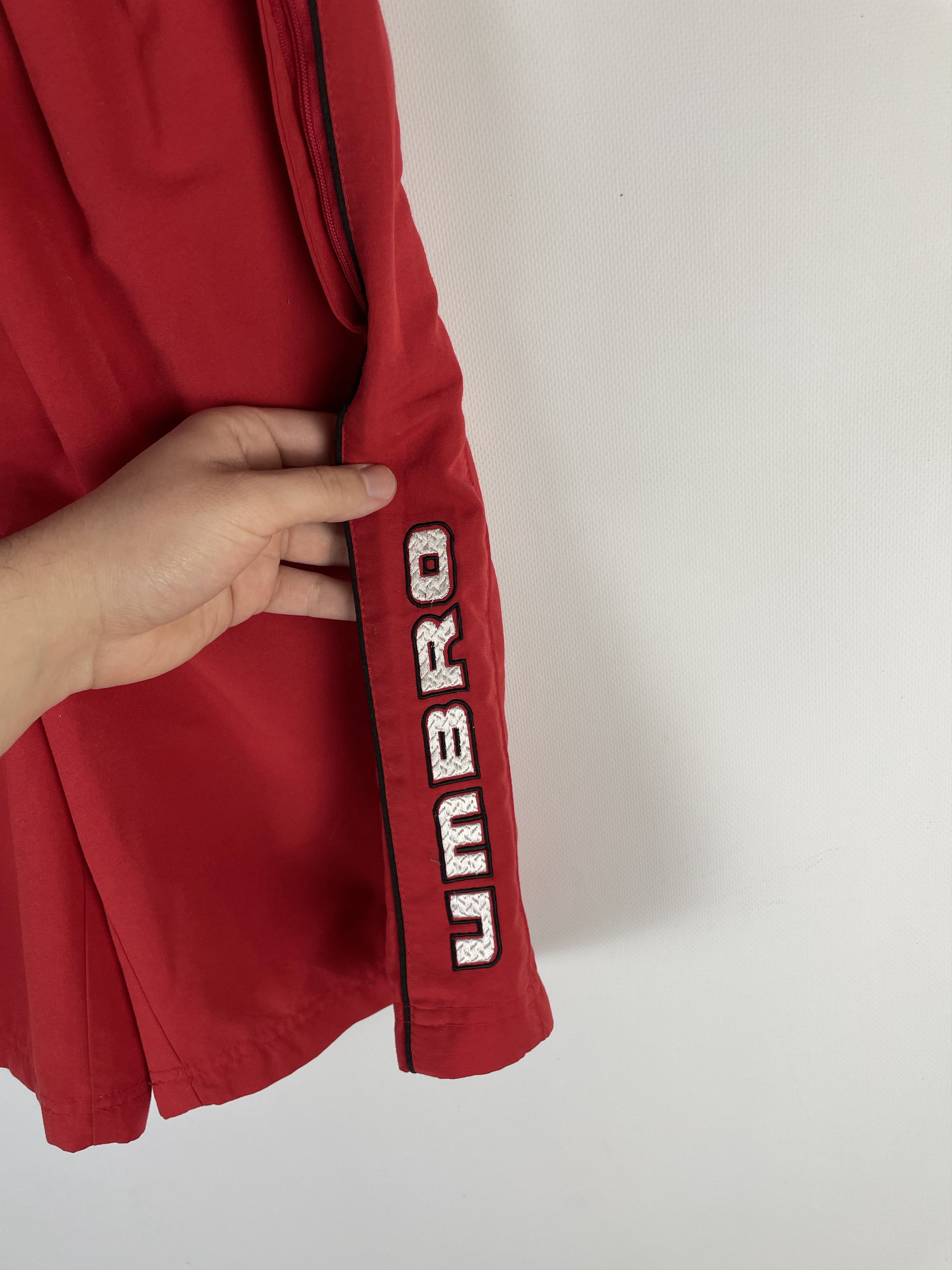 Umbro Vintage Umbro Shorts Y2k Size US 34 / EU 50 - 6 Thumbnail