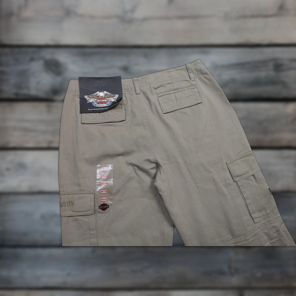 Harley Davidson VINTAGE Harley-Davidson Cargo Pants Men 32x32 Beige Biker Motorcycle Outdoor NWT Size US 32 / EU 48 - 1 Thumbnail