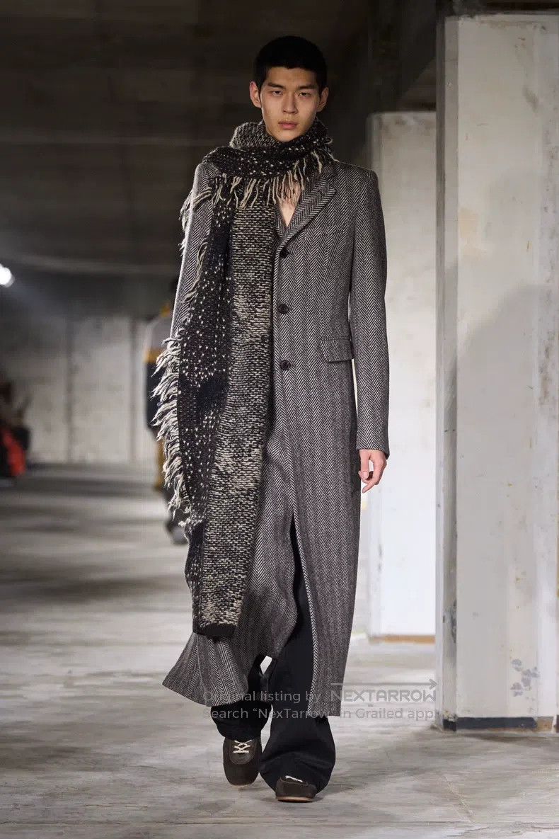 Dries Van Noten Dries Van Noten Brown Single-Side Frayed Wool Scarf Size ONE SIZE - 7 Thumbnail