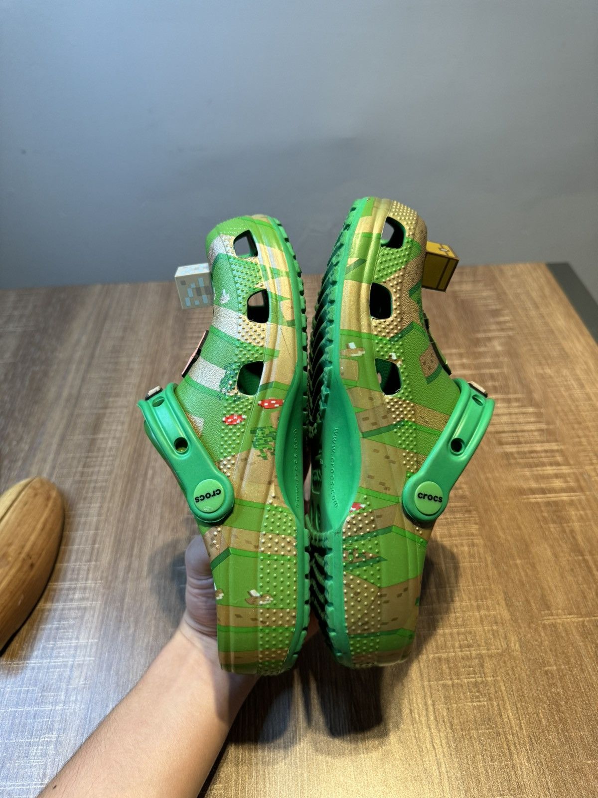 Crocs Minecraft Crocs Junior 5 Womens Size 7 Shoes Size US 5 / EU 37 - 5 Thumbnail