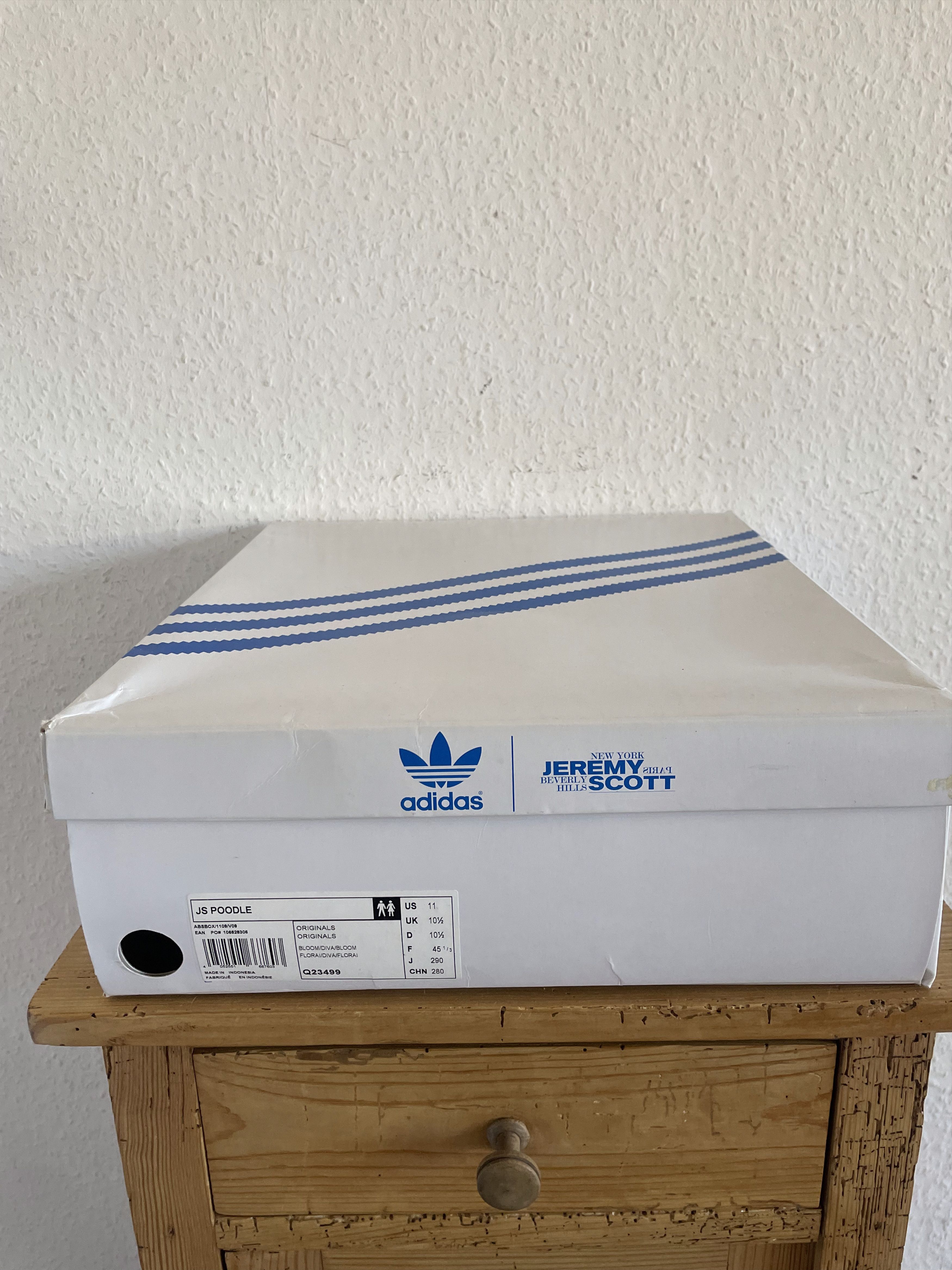Adidas × Jeremy Scott JS Poodle Pink Fur Sneaker Size US 11 / EU 44 - 20 Thumbnail