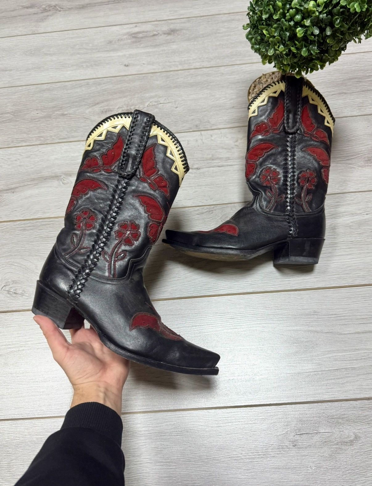 Sendra Sendra vintage leather patterns western rodeo cowboy floral Size US 8.5 / EU 41-42 - 1 Thumbnail
