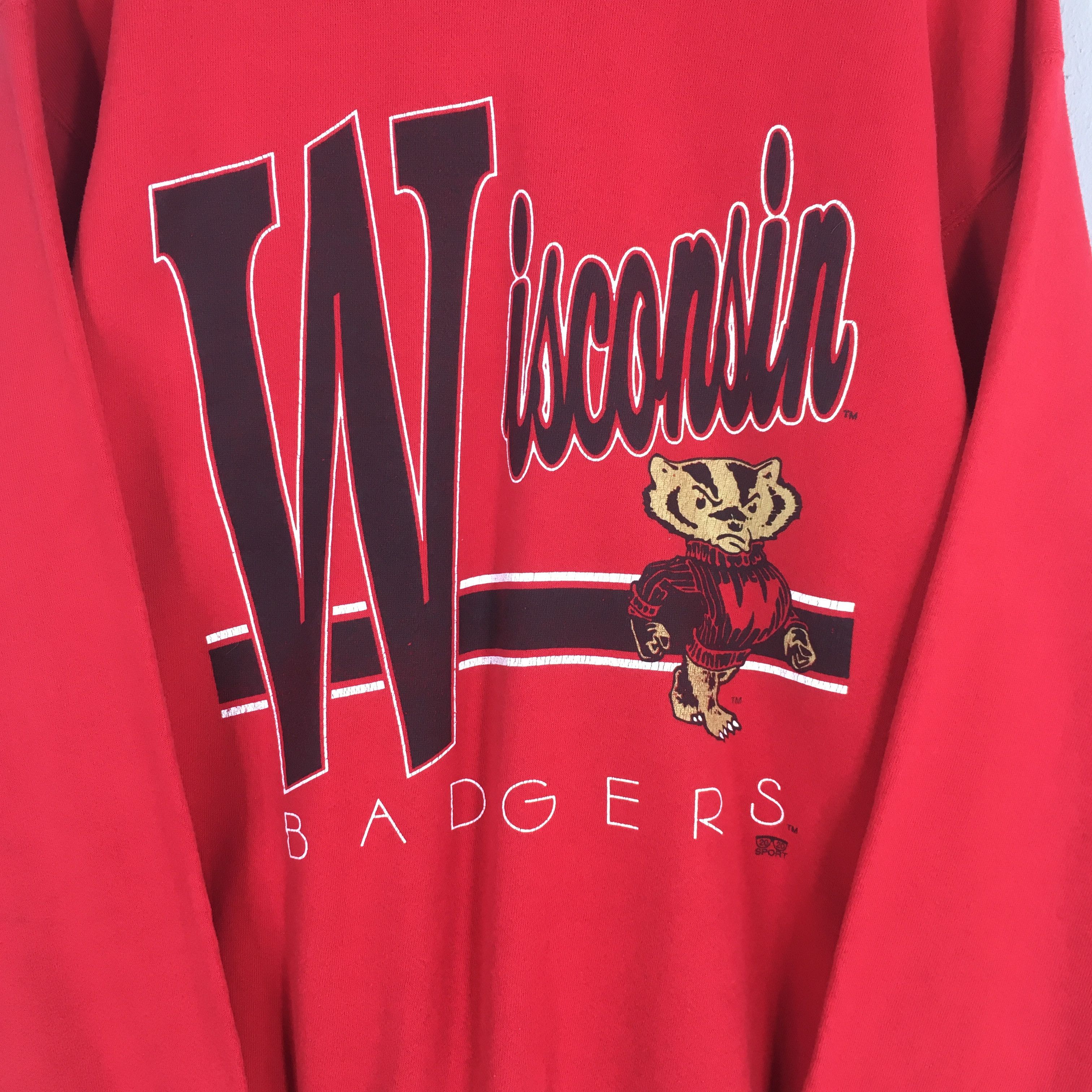 NCAA × Vintage Vintage Wisconsin Badgers NCAA Red Sweatshirt Large Size US L / EU 52-54 / 3 - 2 Thumbnail