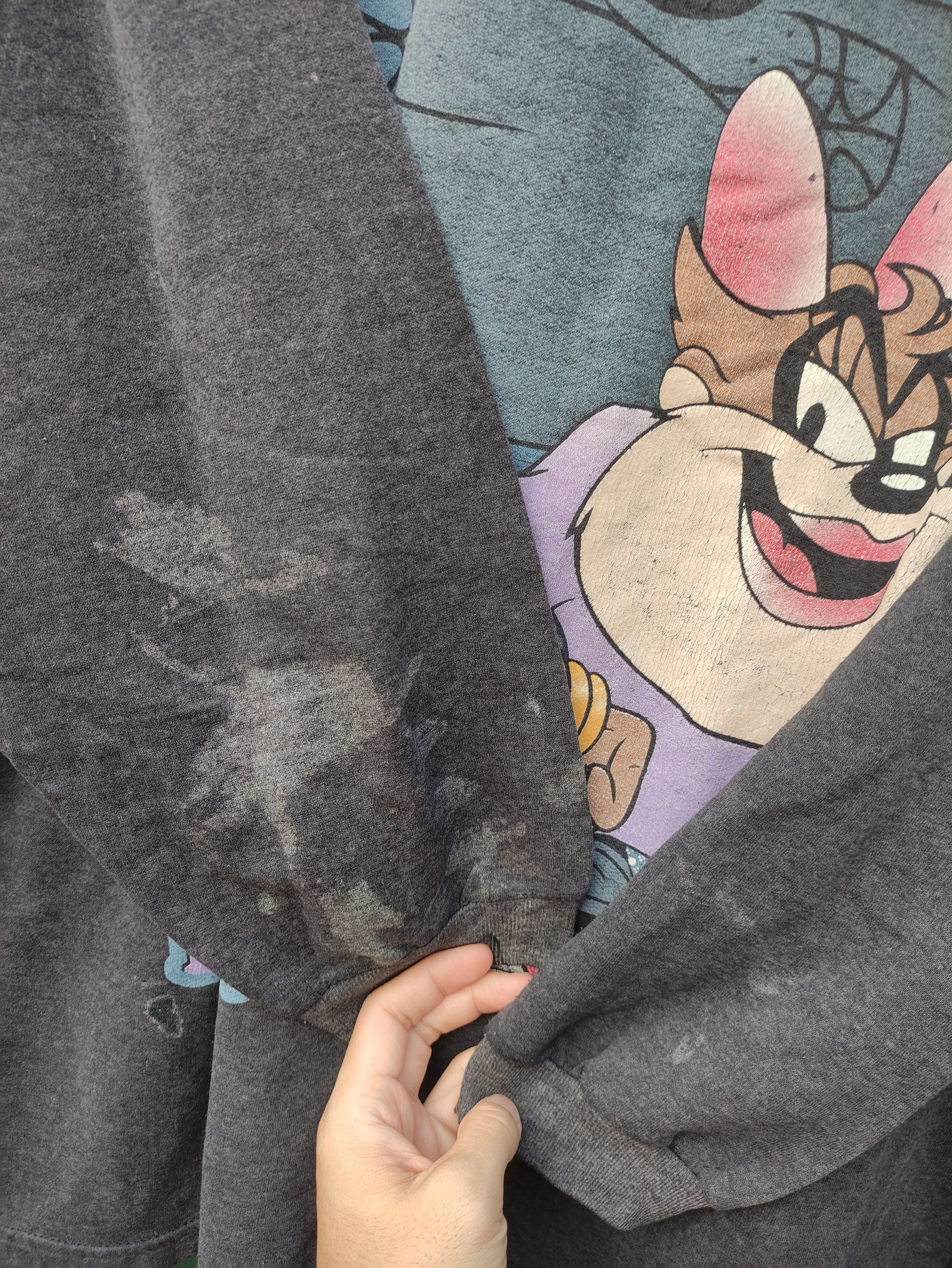Vintage Vintage Looney Tunes Tazmanian She-Devil Size US L / EU 52-54 / 3 - 3 Thumbnail
