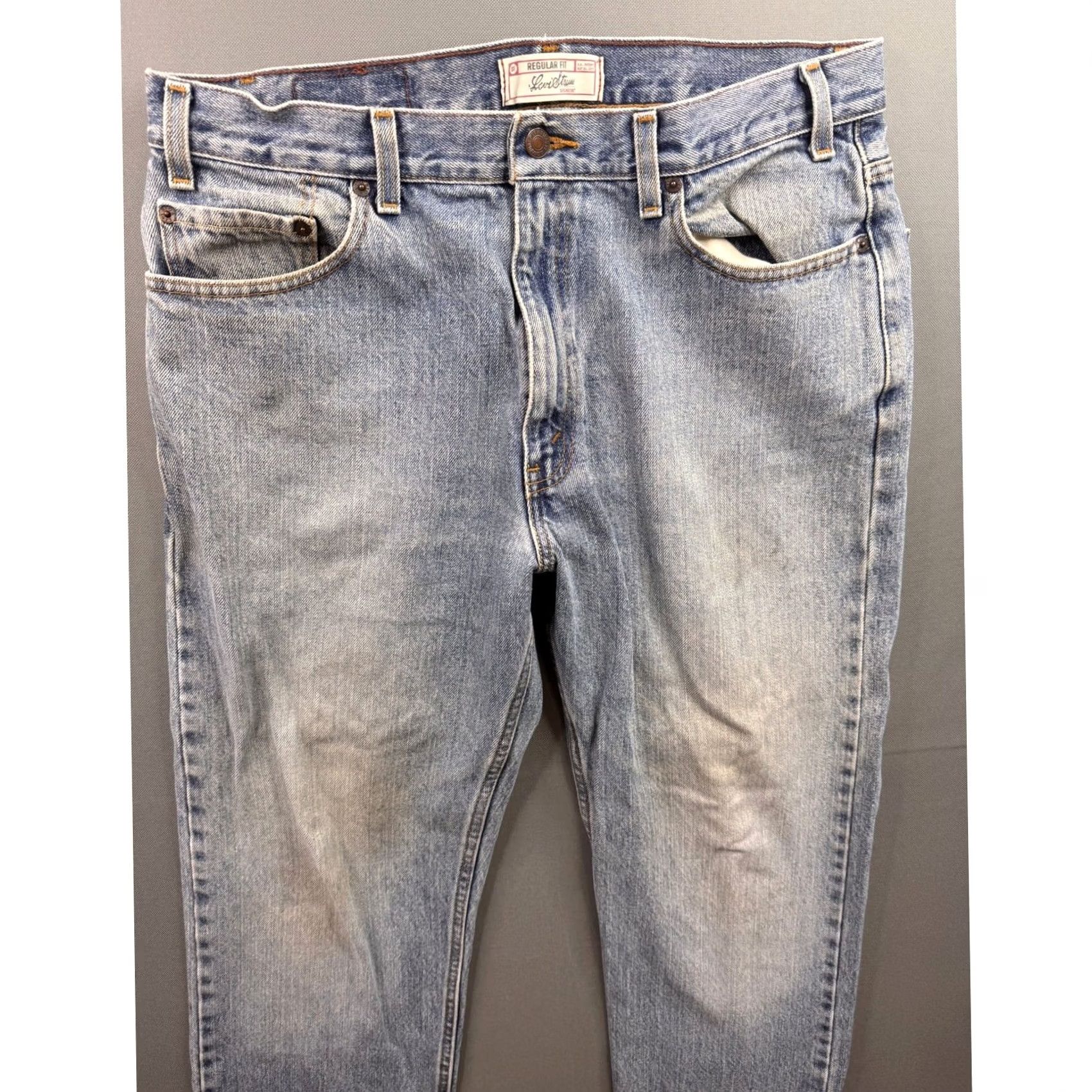 Vintage VINTAGE Levi Strauss Signature Regular Fit Jeans Mens Light Wash Blue Denim 36x32 Size US 36 / EU 52 - 7 Thumbnail