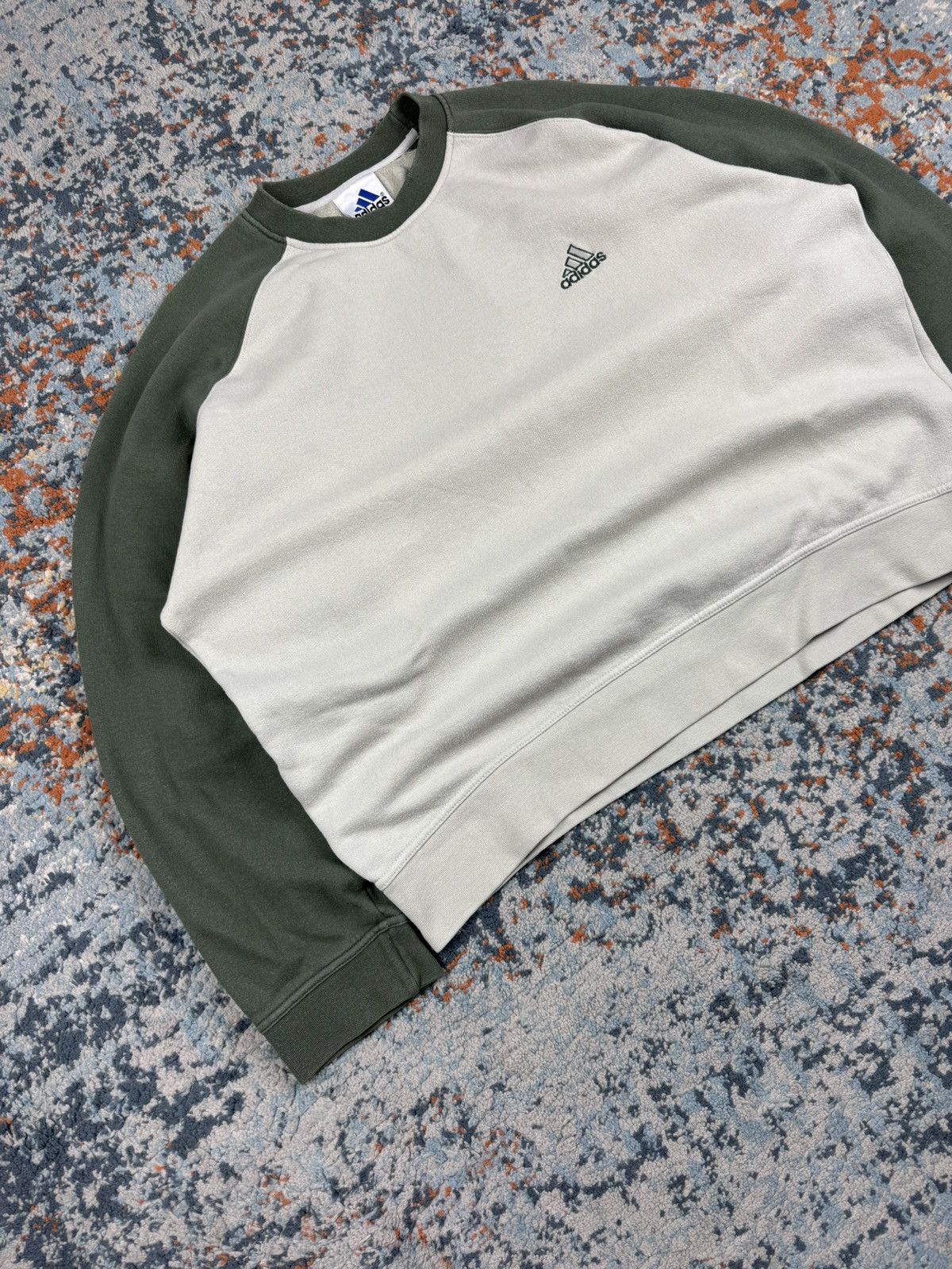 Adidas Vintage 90s Adidas boxy baggy earth tones sweatshirt kanye Size US M / EU 48-50 / 2 - 2 Thumbnail