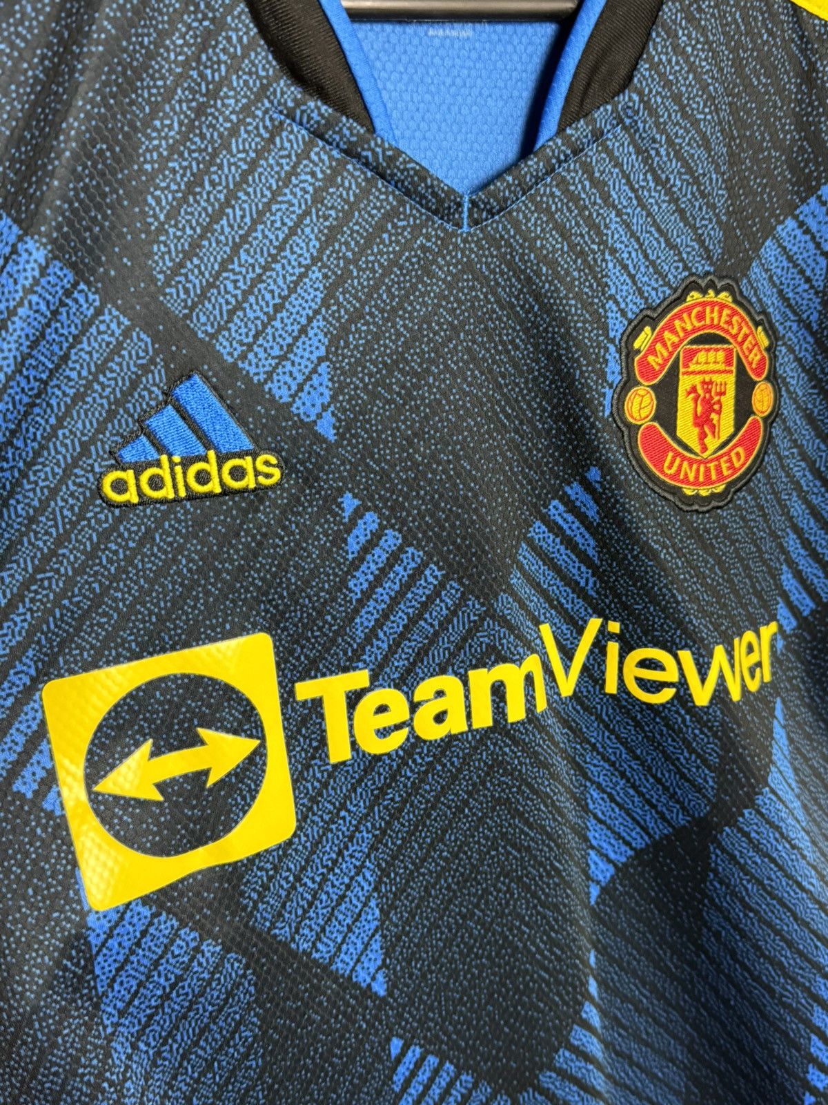 Adidas Manchester United 21/22 Third Football Jersey T-Shirt Size US S / EU 44-46 / 1 - 3 Thumbnail