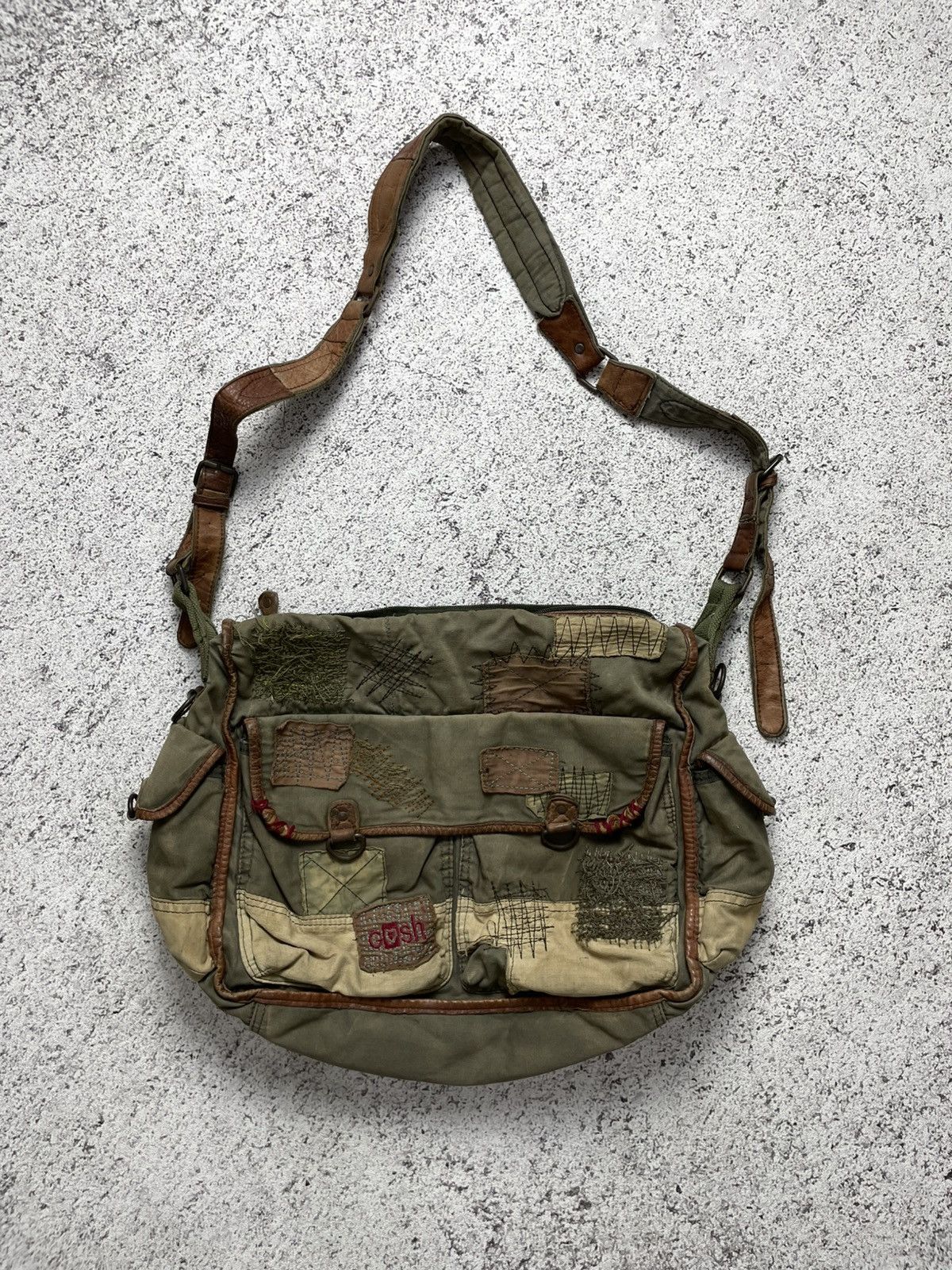 Kapital 2000s Gosh Military Patchwork Sashiko Sling Bag Kapital Styl Size ONE SIZE - 2 Thumbnail