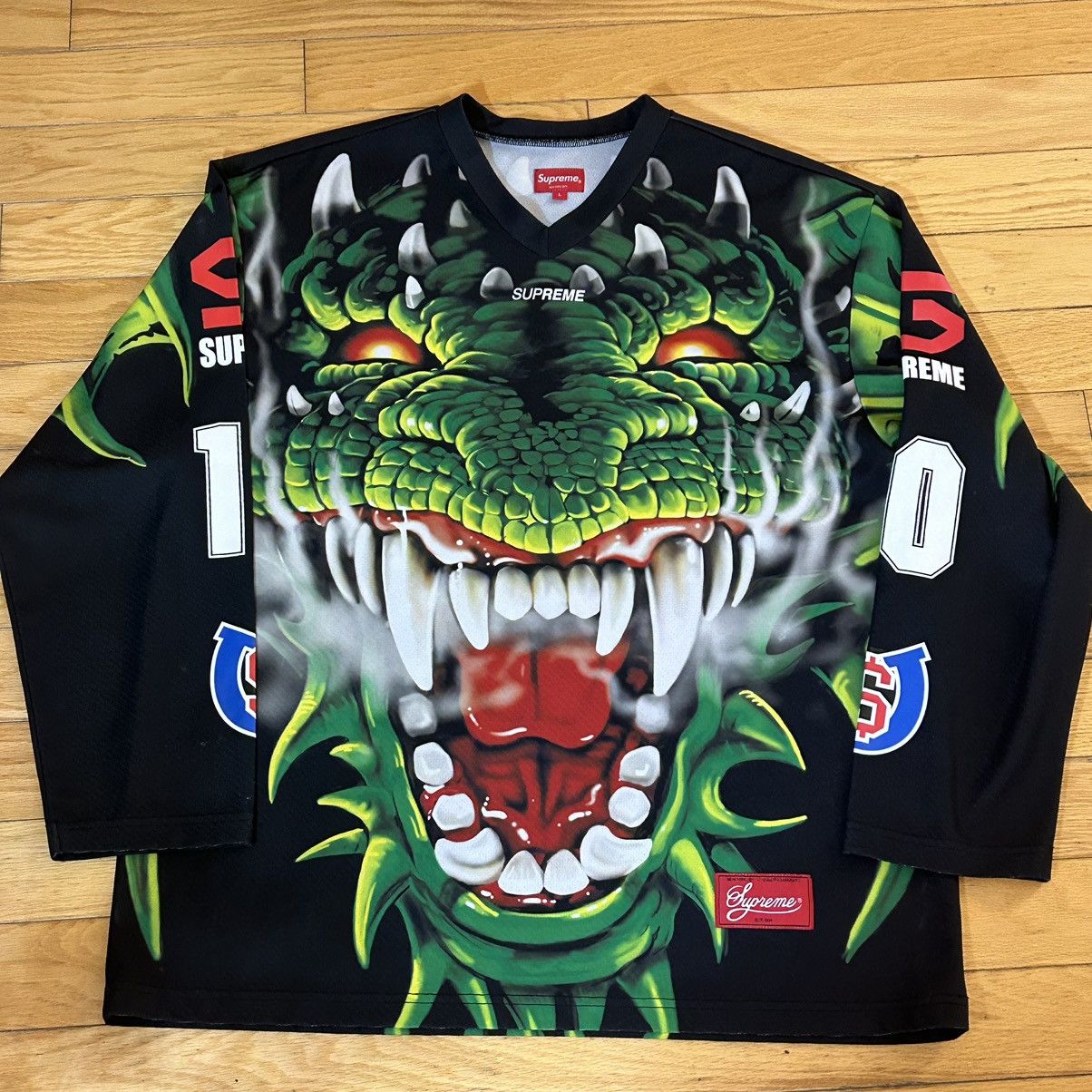 Supreme Dragon Hockey Jersey Size M 2024