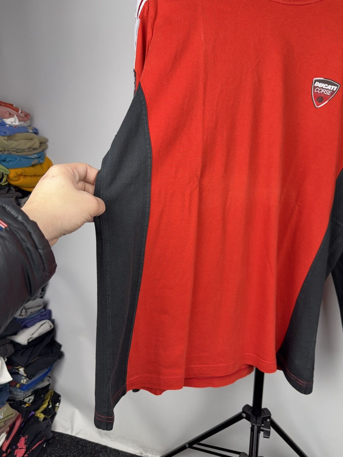 Ducati 00s Italy Racing Ducati Corse Red Longsleeve Racing Tee Y2K Size US M / EU 48-50 / 2 - 3 Thumbnail