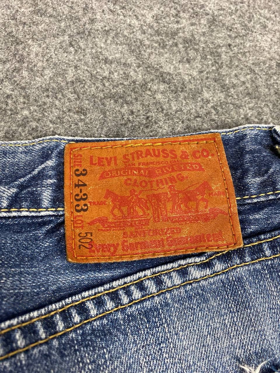 Levi's vintage levis 502 uneven faded denim nice design Size US 34 / EU 50 - 7 Thumbnail