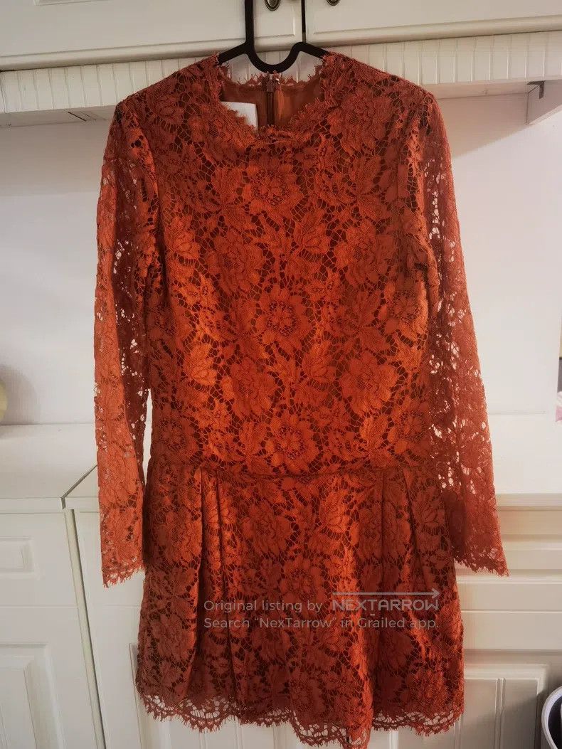 Valentino Valentino Lace dress Size S / US 4 / IT 40 - 1 Thumbnail