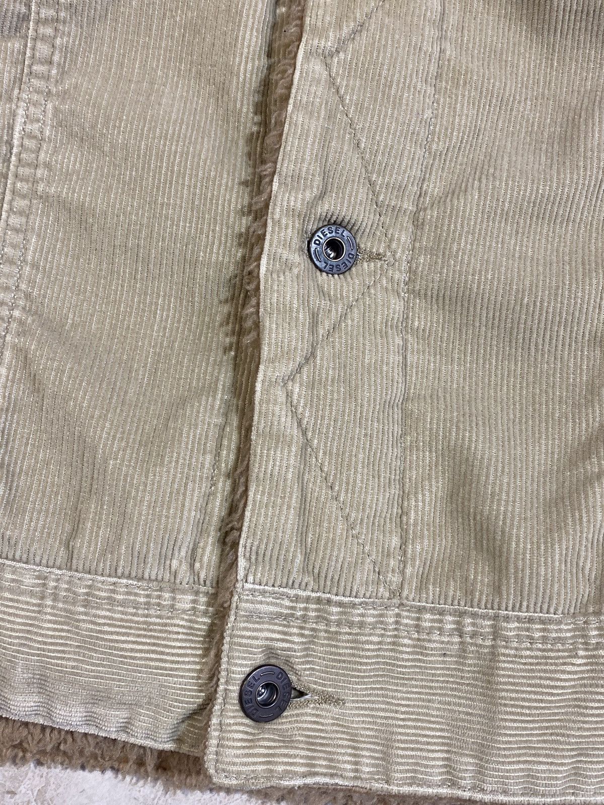 Diesel × Vintage Vintage Diesel Corduroy Sherpa y2k streetwear style jacket Size XL / US 12-14 / IT 48-50 - 8 Thumbnail