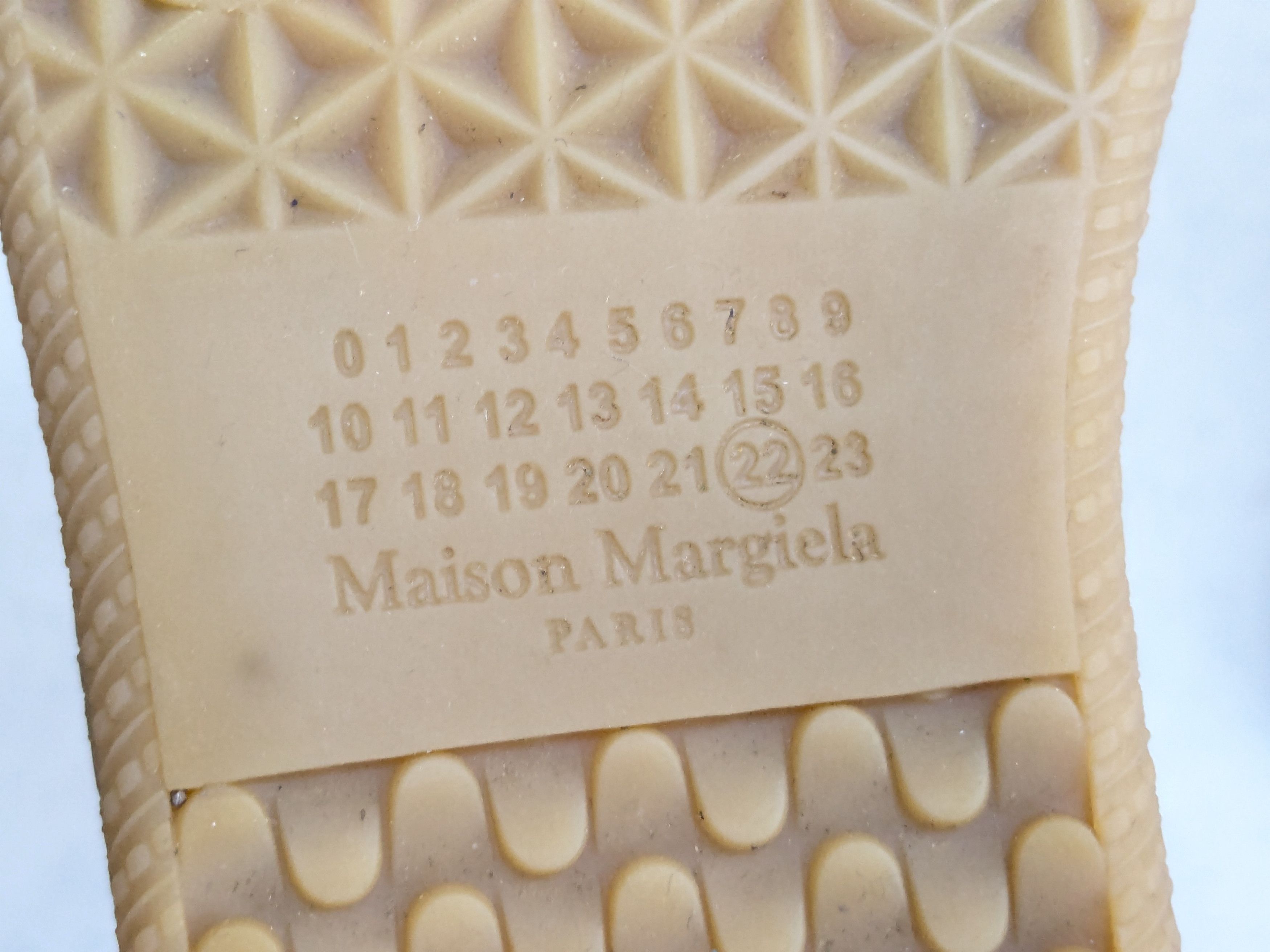 Maison Margiela Maison Margiela Replica GAT Sneakers 37.5 7.5 Taupe Size US 7.5 / IT 37.5 - 17 Thumbnail