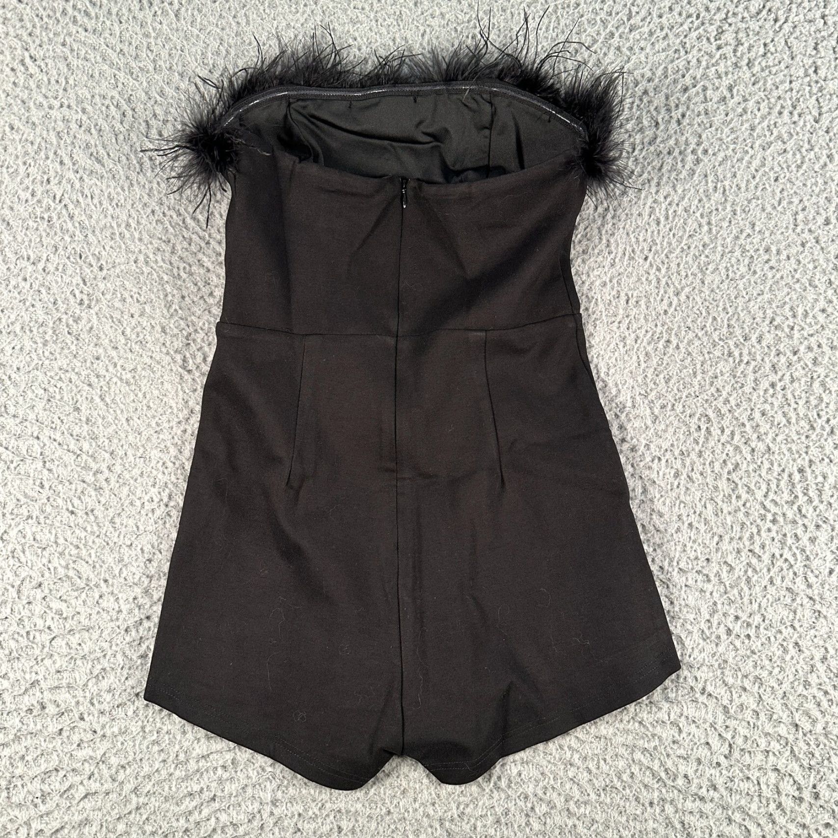 Vintage Revolve Superdown Abigal Feather Neckline Romper Womens Small Black NWT Size 28" / US 6 / IT 42 - 6 Thumbnail