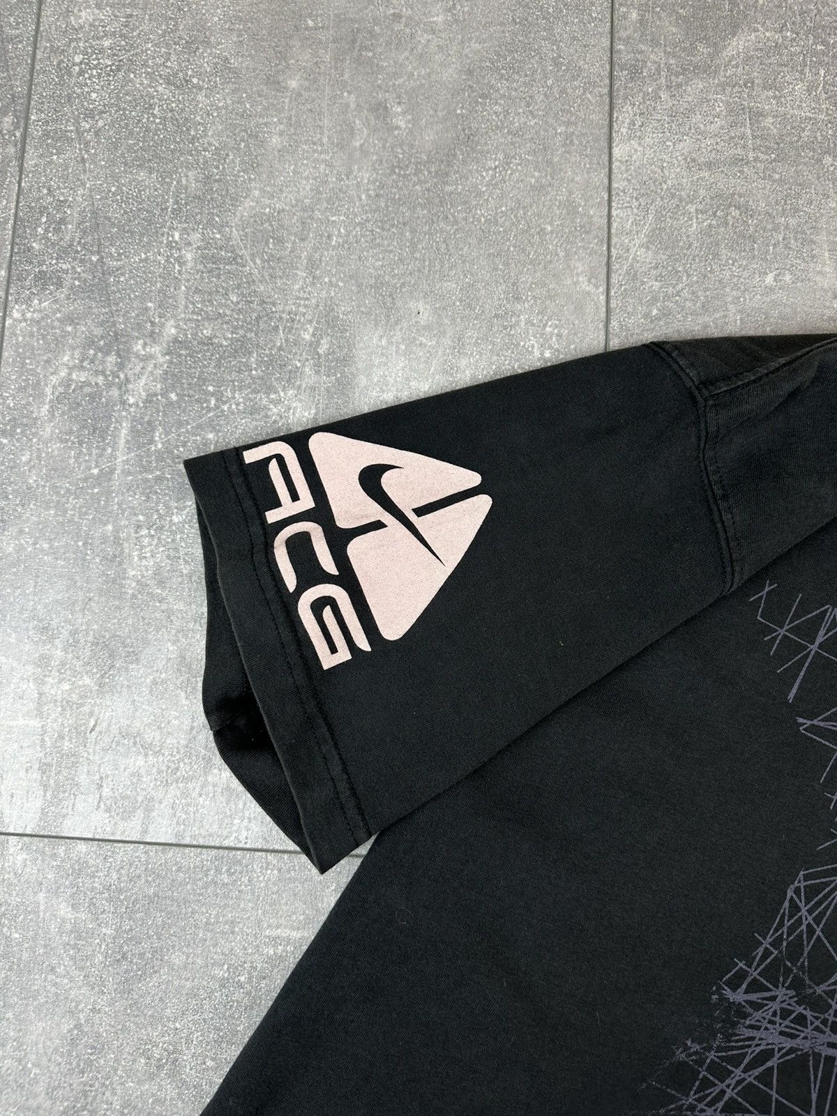 Nike ACG Nike Acg Gorpcore Graphic Print Logo Outdoor T-Shirt Size US XL / EU 56 / 4 - 2 Thumbnail