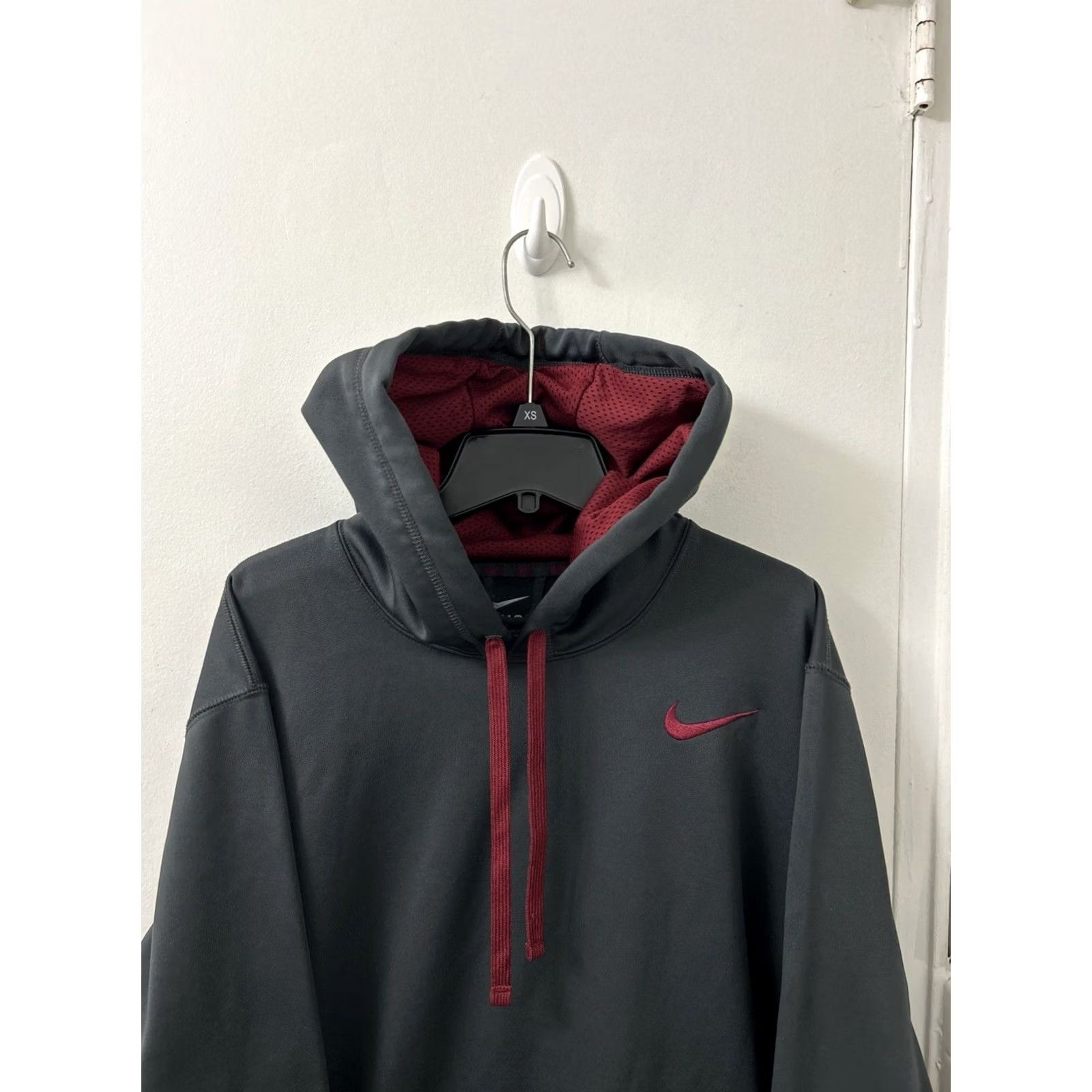 Nike Nike Therma-FIT Hoodie Mens Large Gray Red Fleece Lined Pullover L/S 465784-060 Size US L / EU 52-54 / 3 - 2 Thumbnail