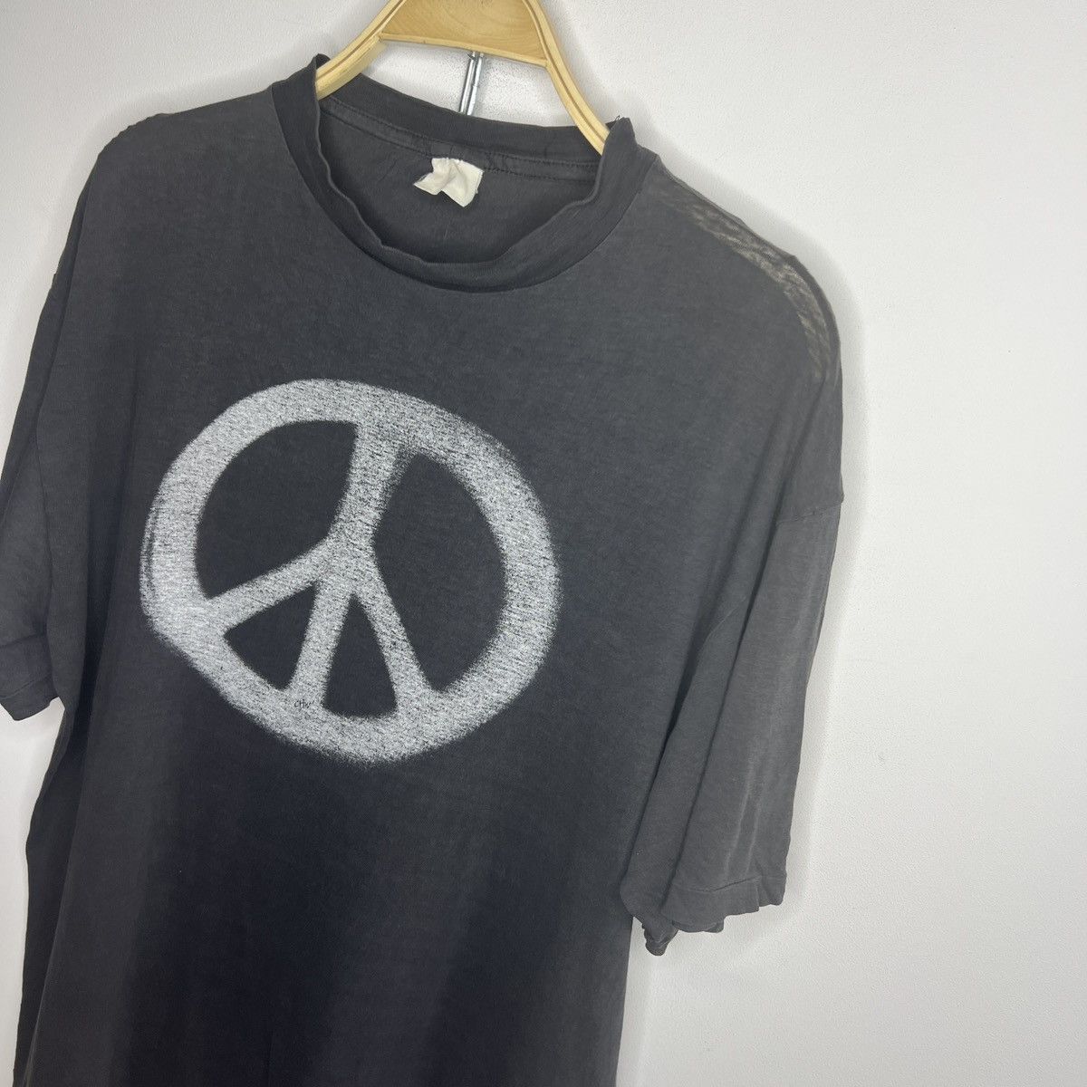 Vintage Vintage 90s Peace Sign Art graphic t shirt Single Stitched Size US M / EU 48-50 / 2 - 4 Thumbnail