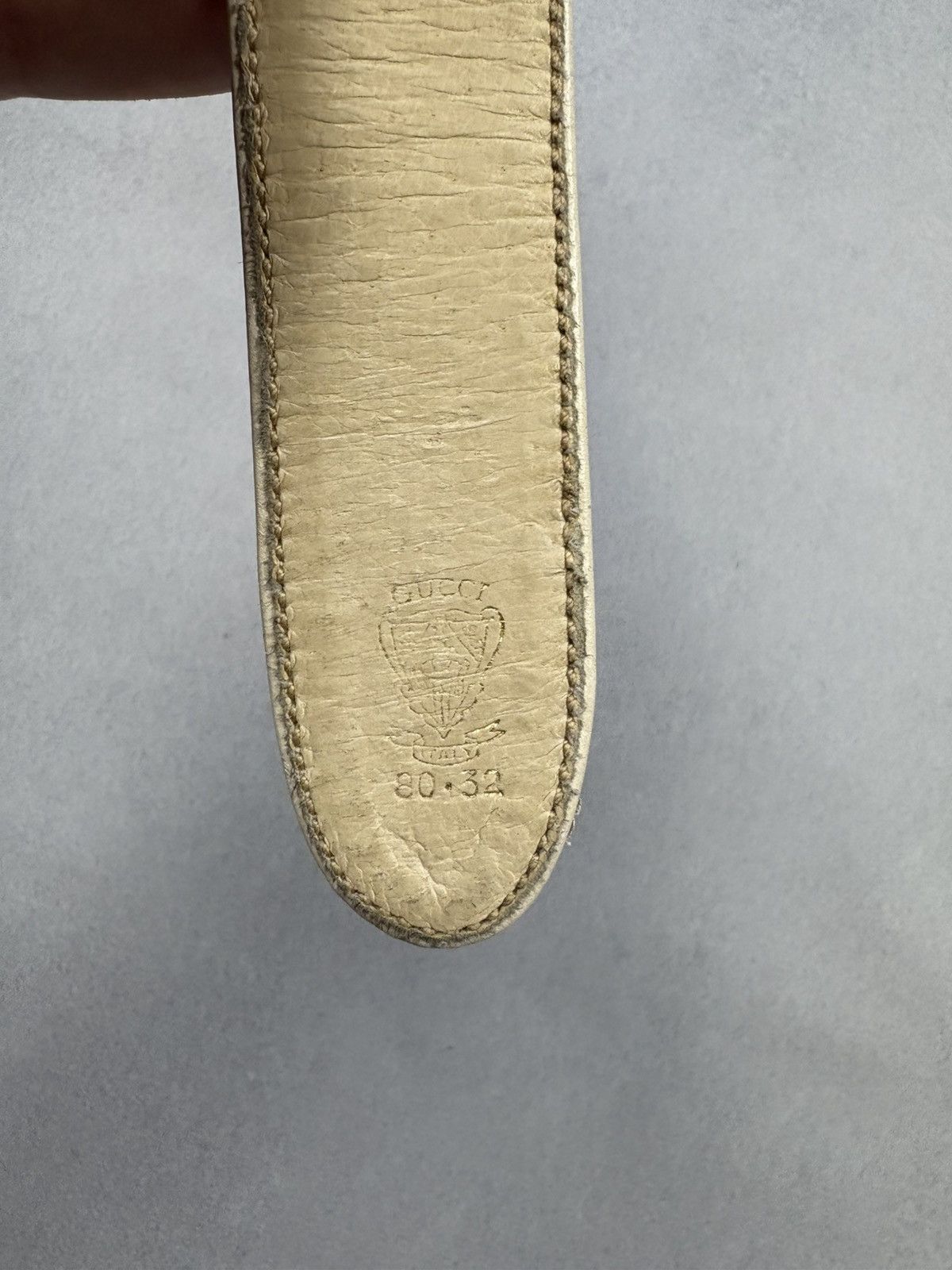 Gucci Vintage Gucci White Leather Belt Gold Buckle Red Black 80/32 Size ONE SIZE - 15 Thumbnail
