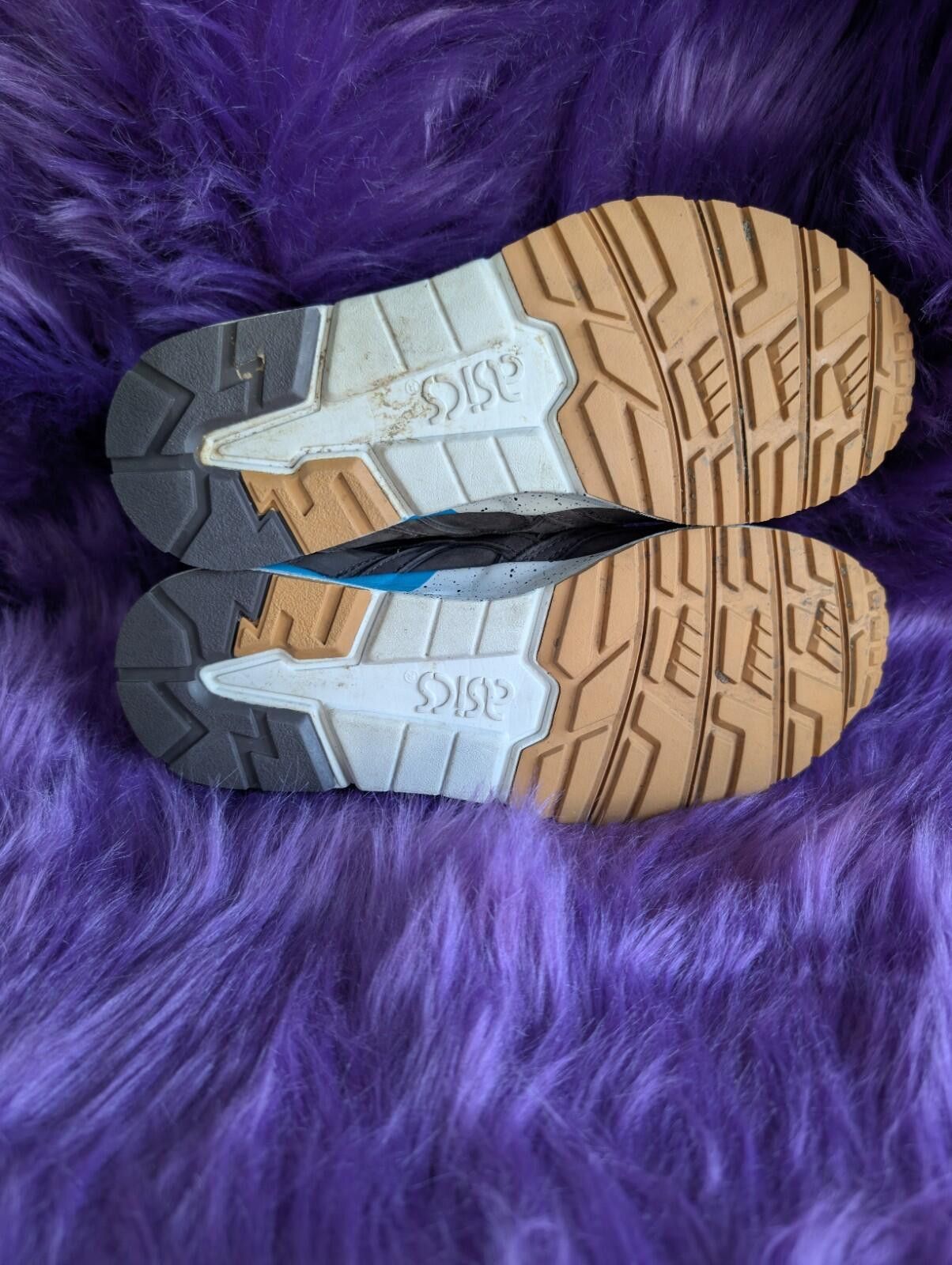 Asics ASICS GEL-Lyte V x Surredaliste Salvador Dali UK 4 Size US 5 / EU 37 - 9 Thumbnail
