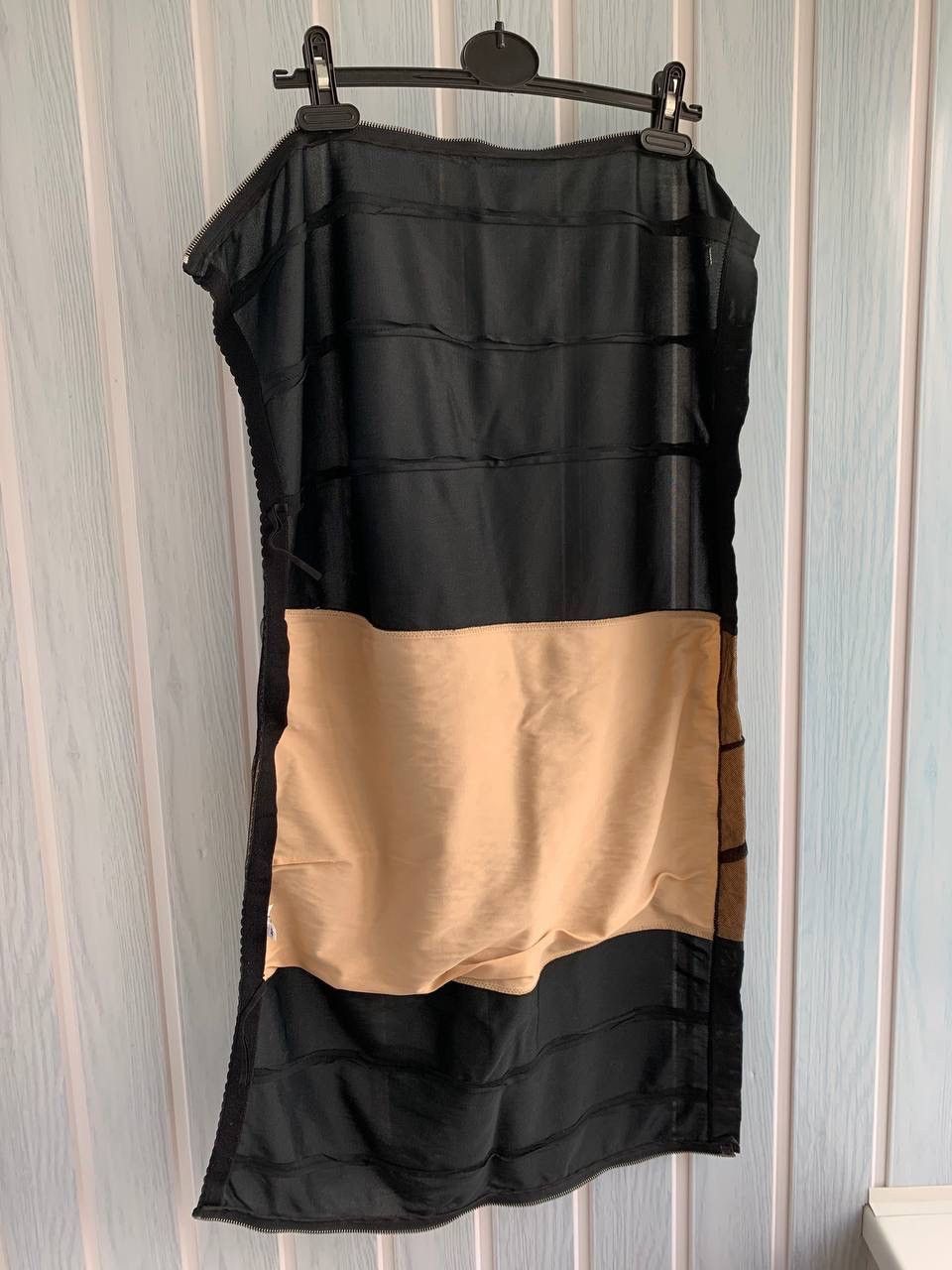 Designer × Dolce & Gabbana Dolce & Gabbana Viscose & Polyamide Pleated Zip Pencil Skirt Size 27" / US 4 / IT 40 - 3 Thumbnail