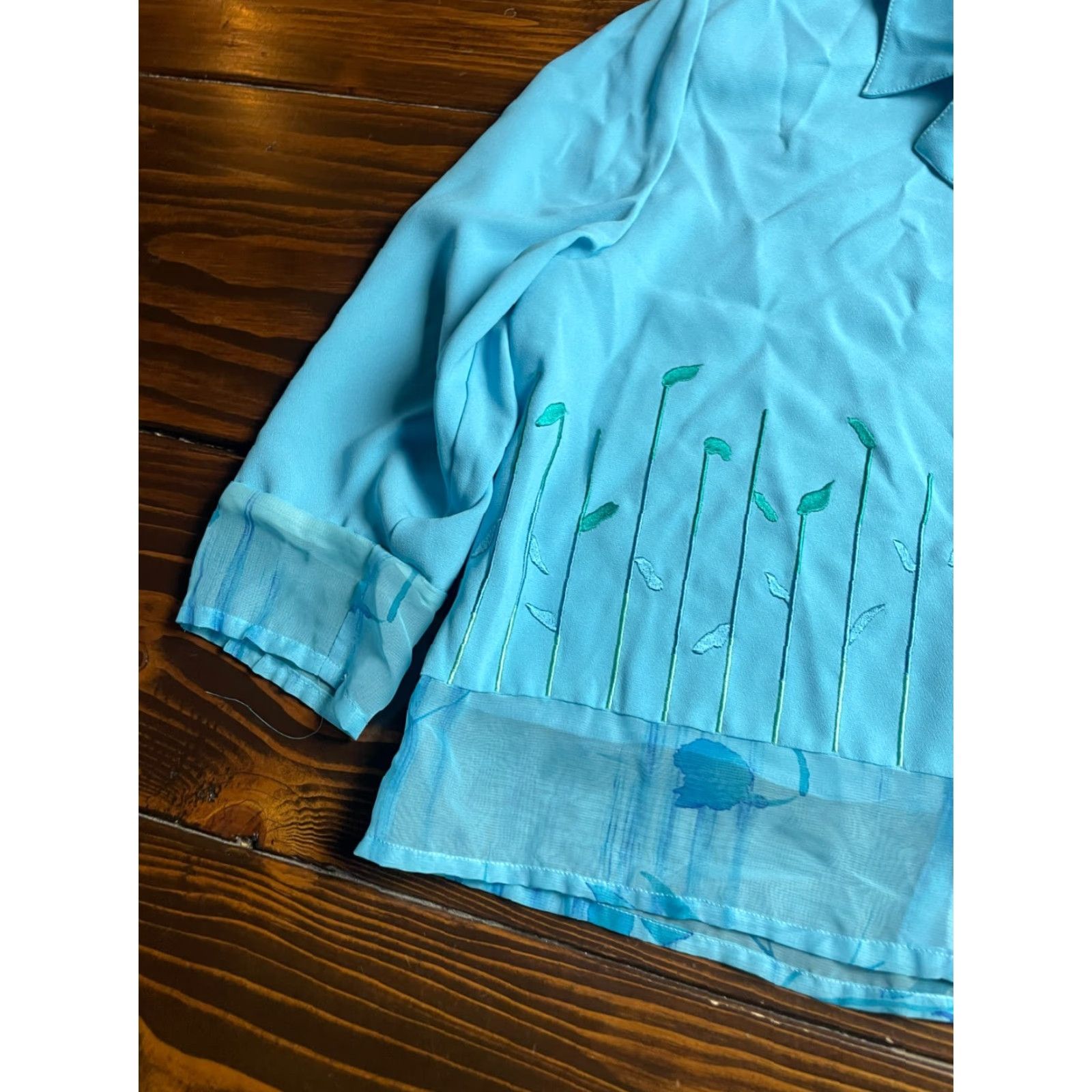 Jordan Brand Jordana Cardigan, Women's Medium Petite, Blue Floral, Shoulder Pads, Sweater Size M / US 6-8 / IT 42-44 - 3 Thumbnail