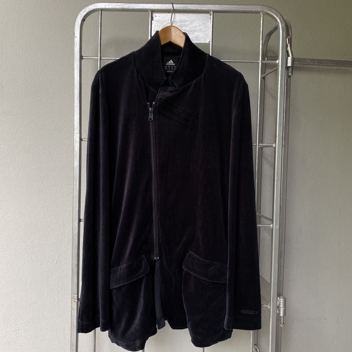 Adidas Adidas Black Velour Zip Jacket Size US M / EU 48-50 / 2 - 12 Thumbnail