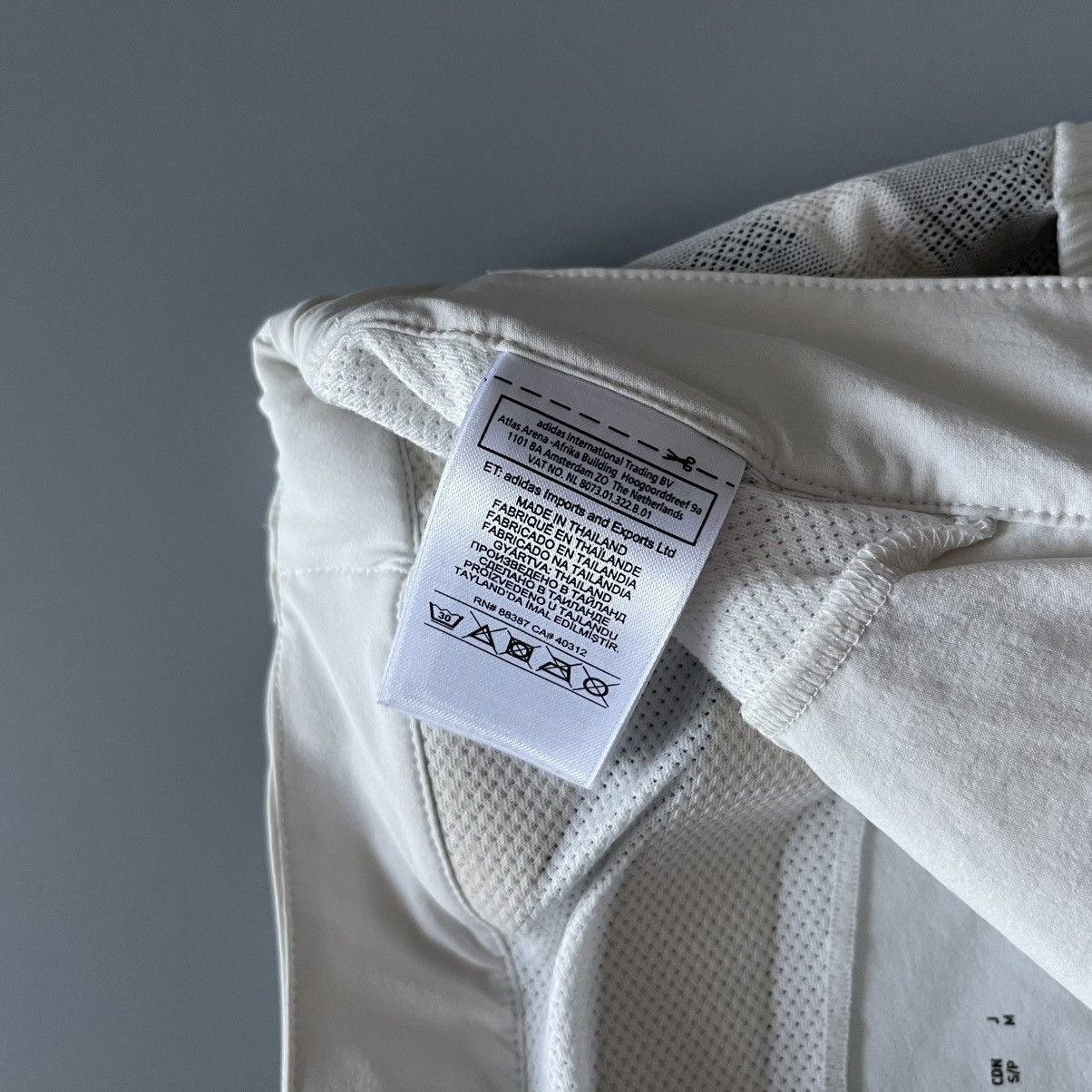 Adidas × Vintage × Yohji Yamamoto ADIDAS Y-3 YOHJI YAMAMOTO ROLAND GARROS TENNIS SHORTS Size US 30 / EU 46 - 10 Thumbnail