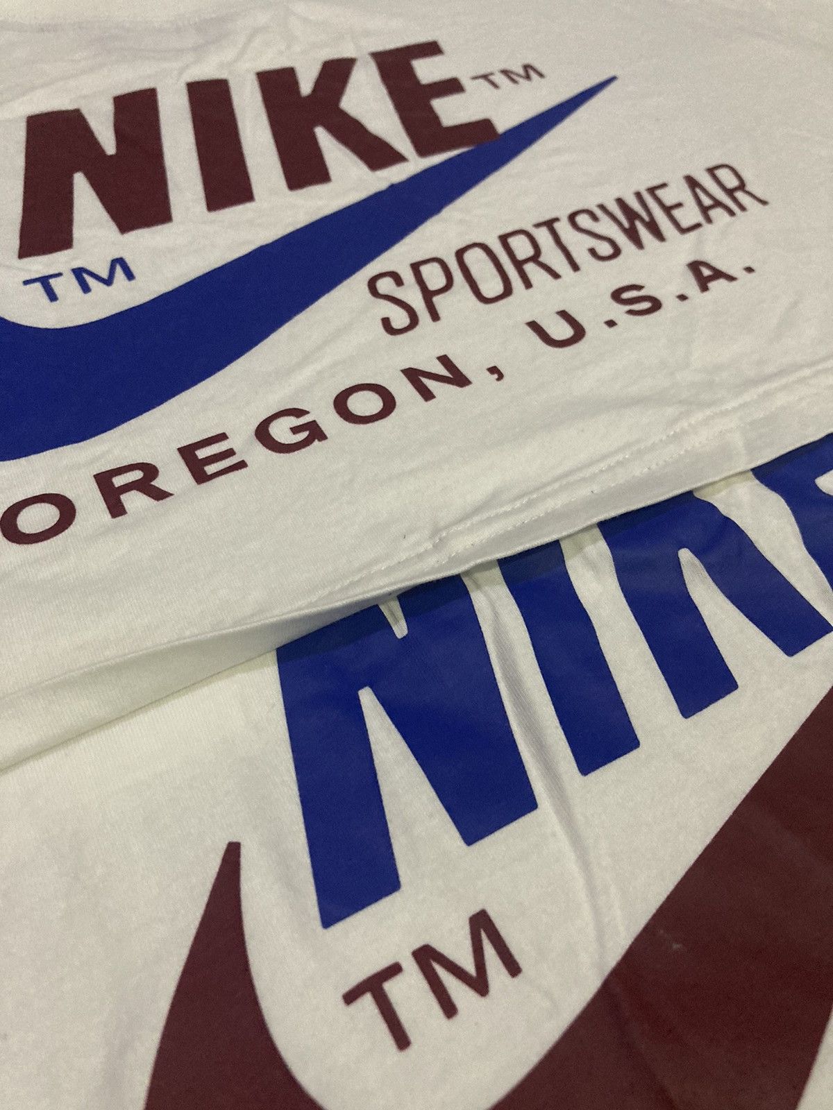 Nike Nike Sportswear Icon Clash Logo Crop Tee Size L / US 10 / IT 46 - 5 Thumbnail