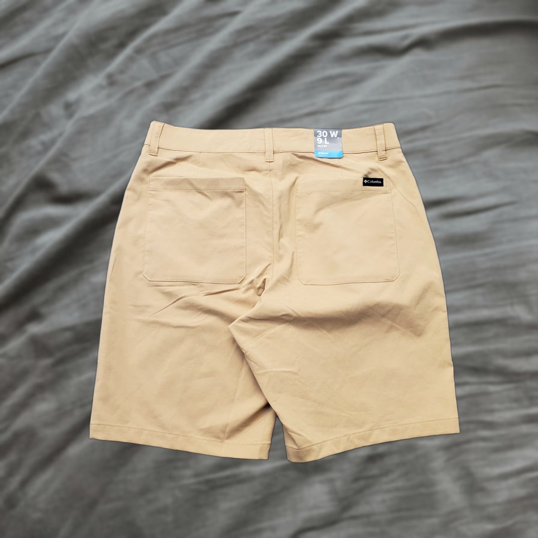Vintage Columbia Sage Peak Chino Shorts Mens 30 Tan Active Flat Front Stretch 9" Inseam Size US 30 / EU 46 - 1 Thumbnail