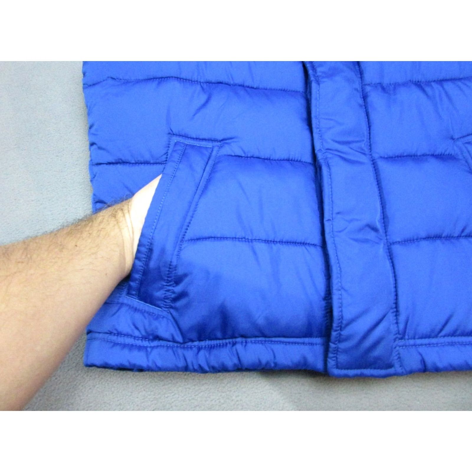 Abercrombie & Fitch Abercrombie & Fitch Vest Mens M Blue Puffer Fleece Lined Mock Neck Zip Size US M / EU 48-50 / 2 - 3 Thumbnail