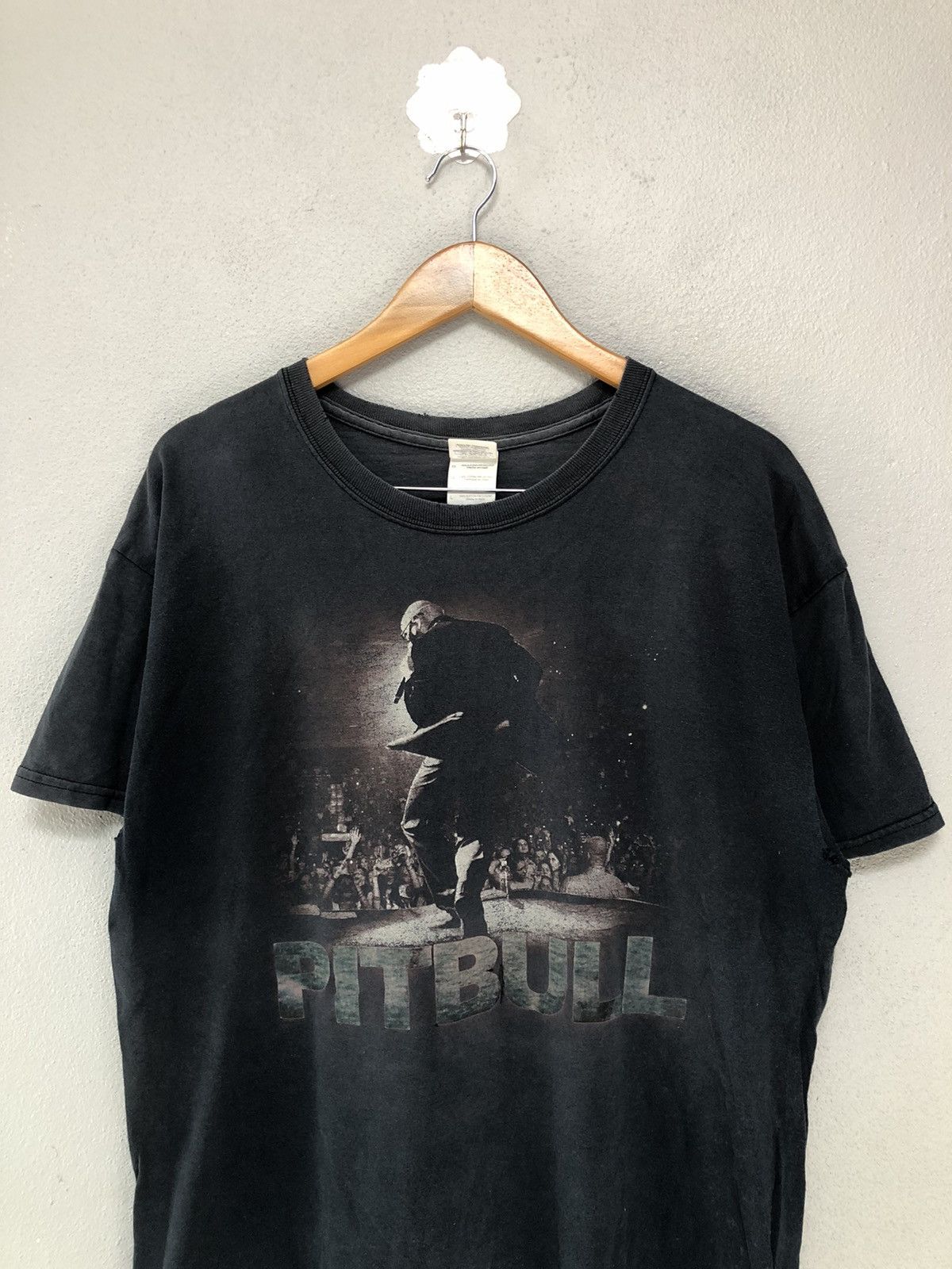Band Tees Vintage Distressed Pitbull Size US L / EU 52-54 / 3 - 4 Thumbnail
