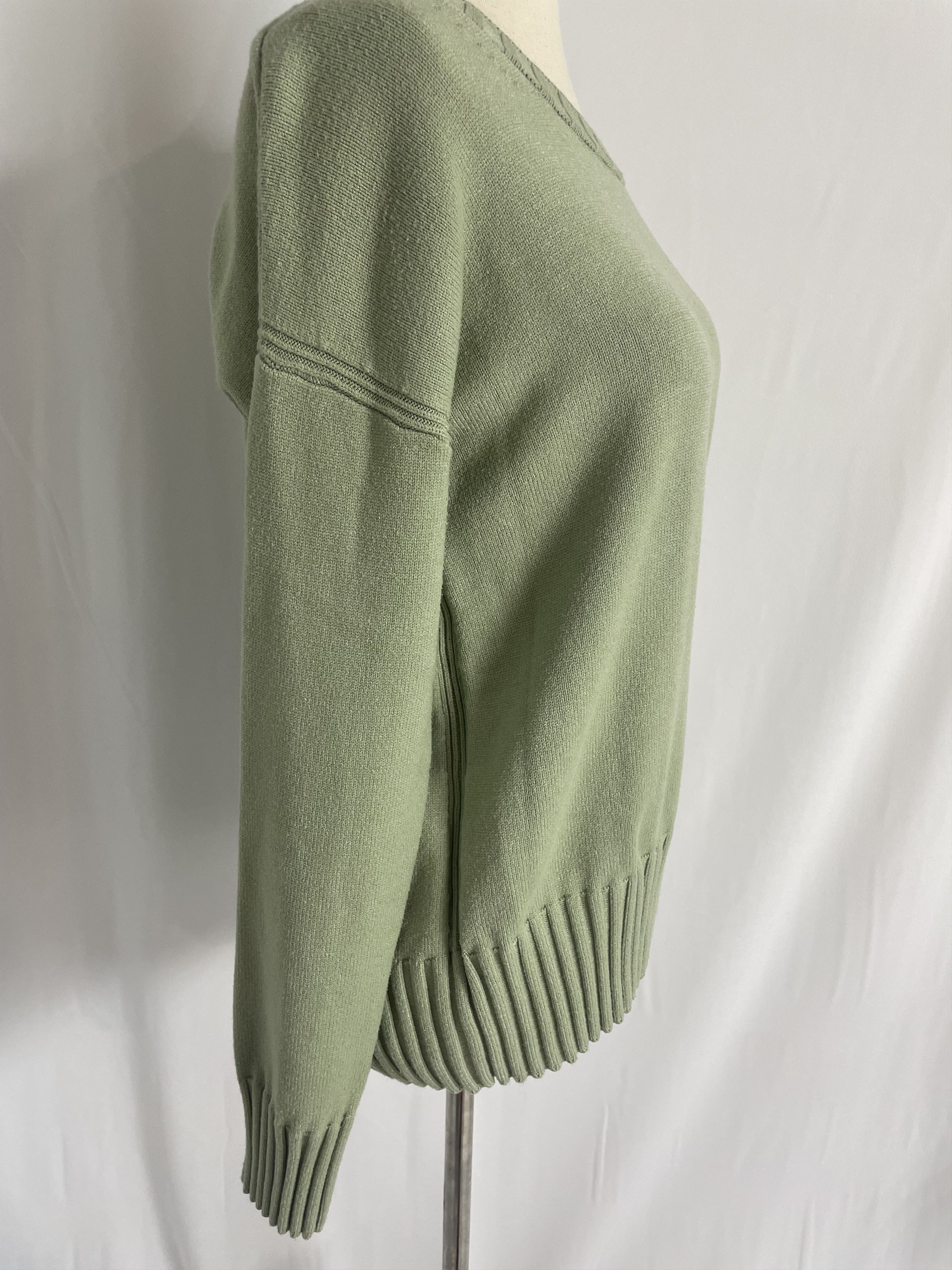 Banana Republic Banana Republic Women's Light Green Rayon Crewneck Small Size S / US 4 / IT 40 - 3 Thumbnail