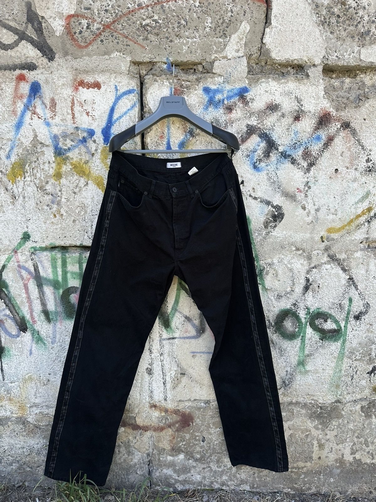 Japanese Brand × Moschino Moschino Jeans Co. Uomo Peace PantsBlack Italy Lamp Size W36 Size US 36 / EU 52 - 1 Thumbnail