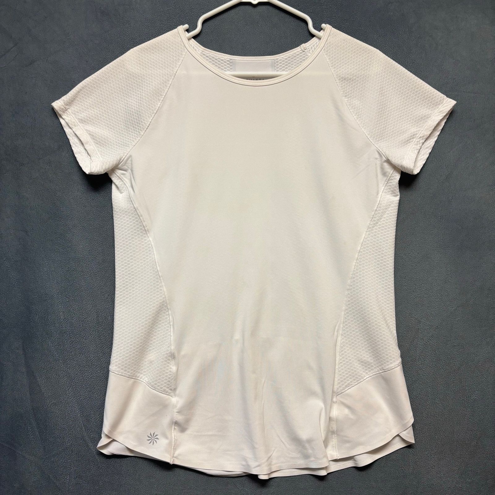 Athleta Athleta White Performance Mesh Running Top Short Sleeve Med Size M / US 6-8 / IT 42-44 - 1 Thumbnail
