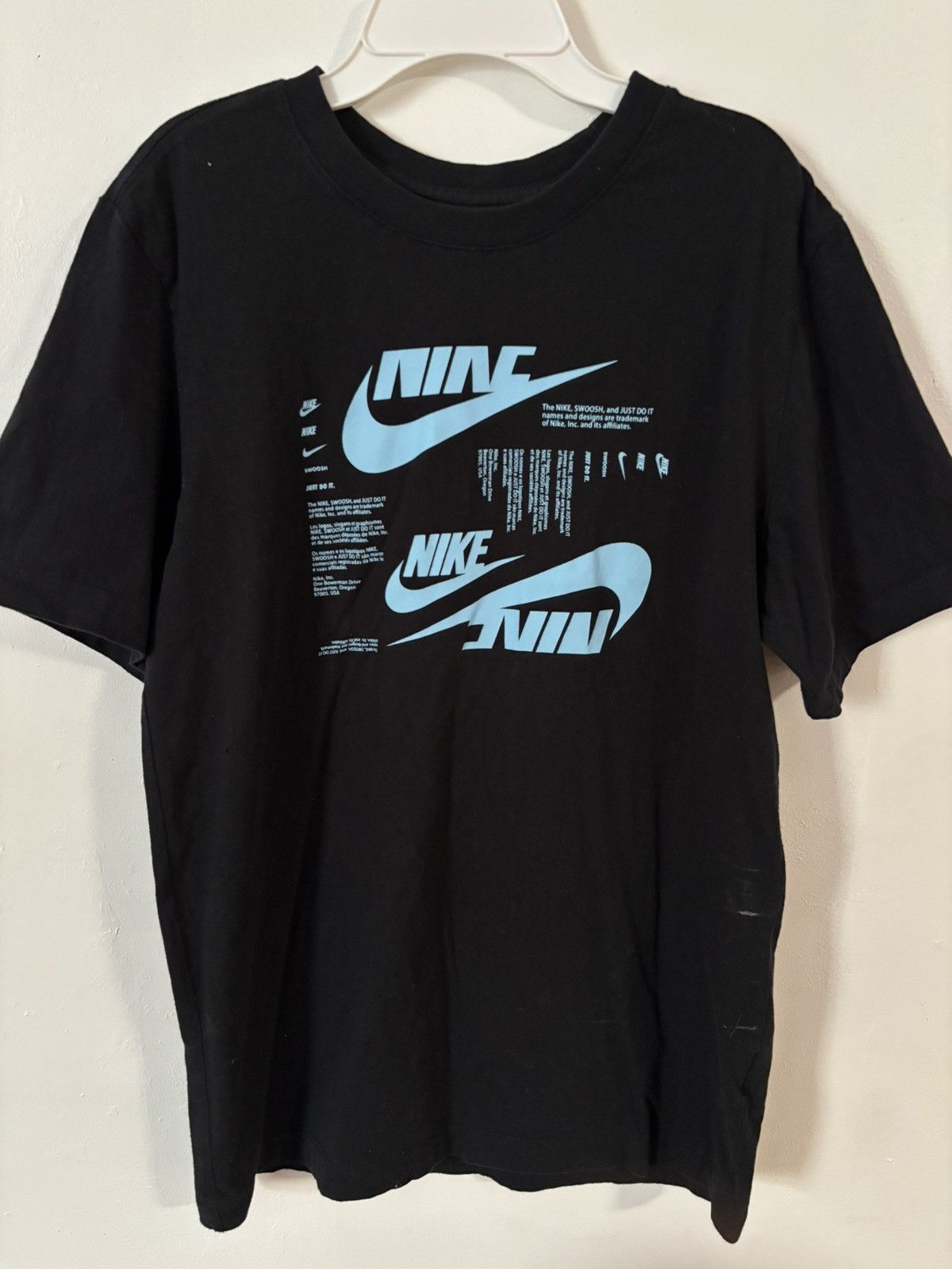 Nike Nike Tee Black/Light Blue Swoosh Size US S / EU 44-46 / 1 - 1 Thumbnail