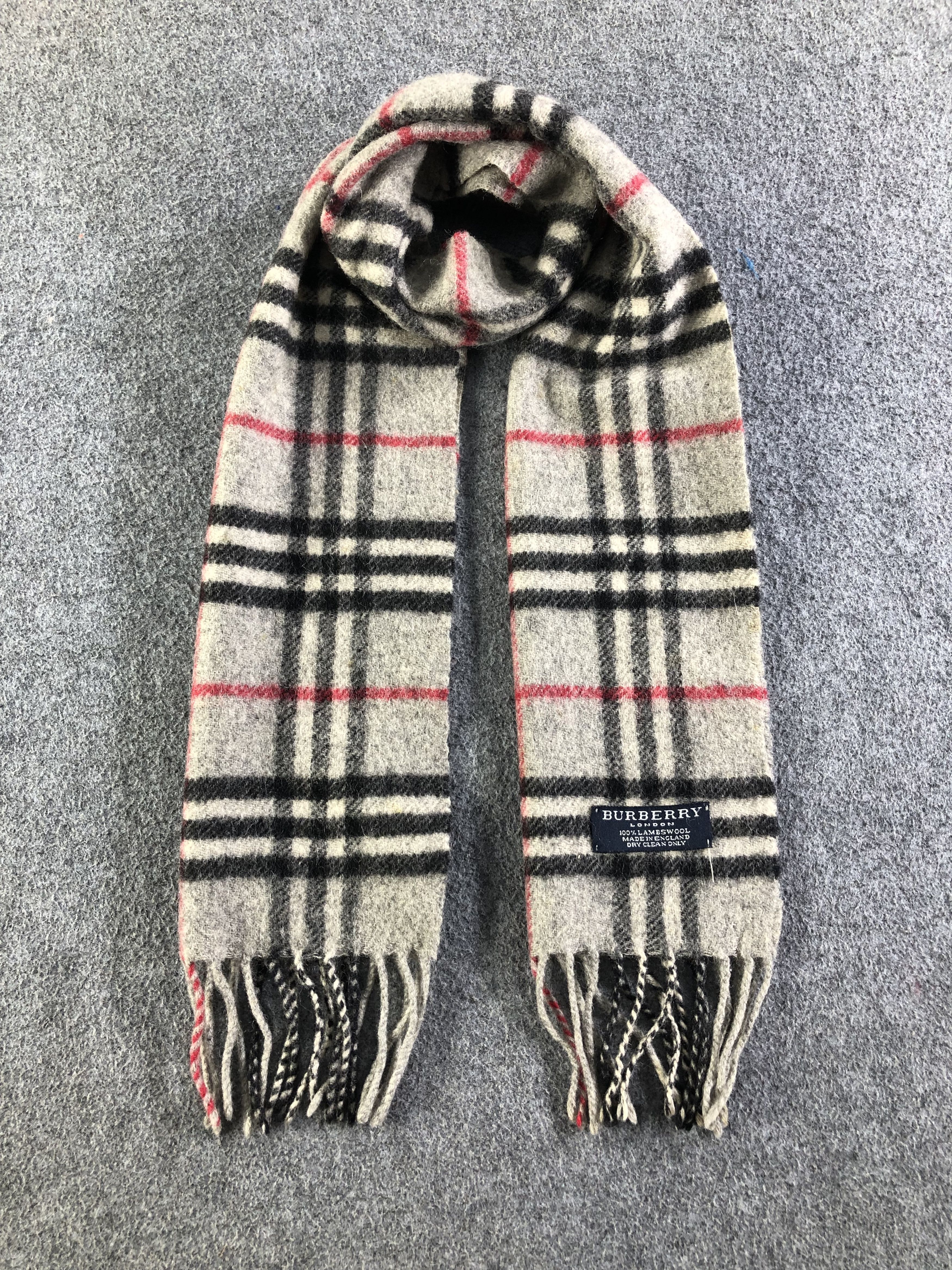 Burberry Burberry Scarf / Muffler / Neckwear SS1338 Size ONE SIZE - 1 Thumbnail