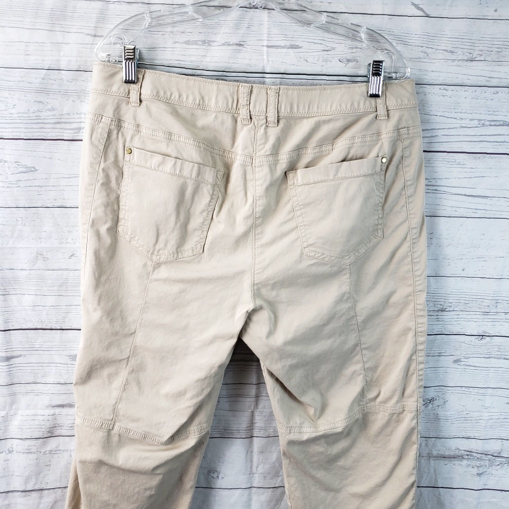 Vintage Chico's Womens Pants Sz 12 Beige Zip Pockets Cotton Blend Mid Rise Size 34" / US 12 / IT 48 - 4 Thumbnail