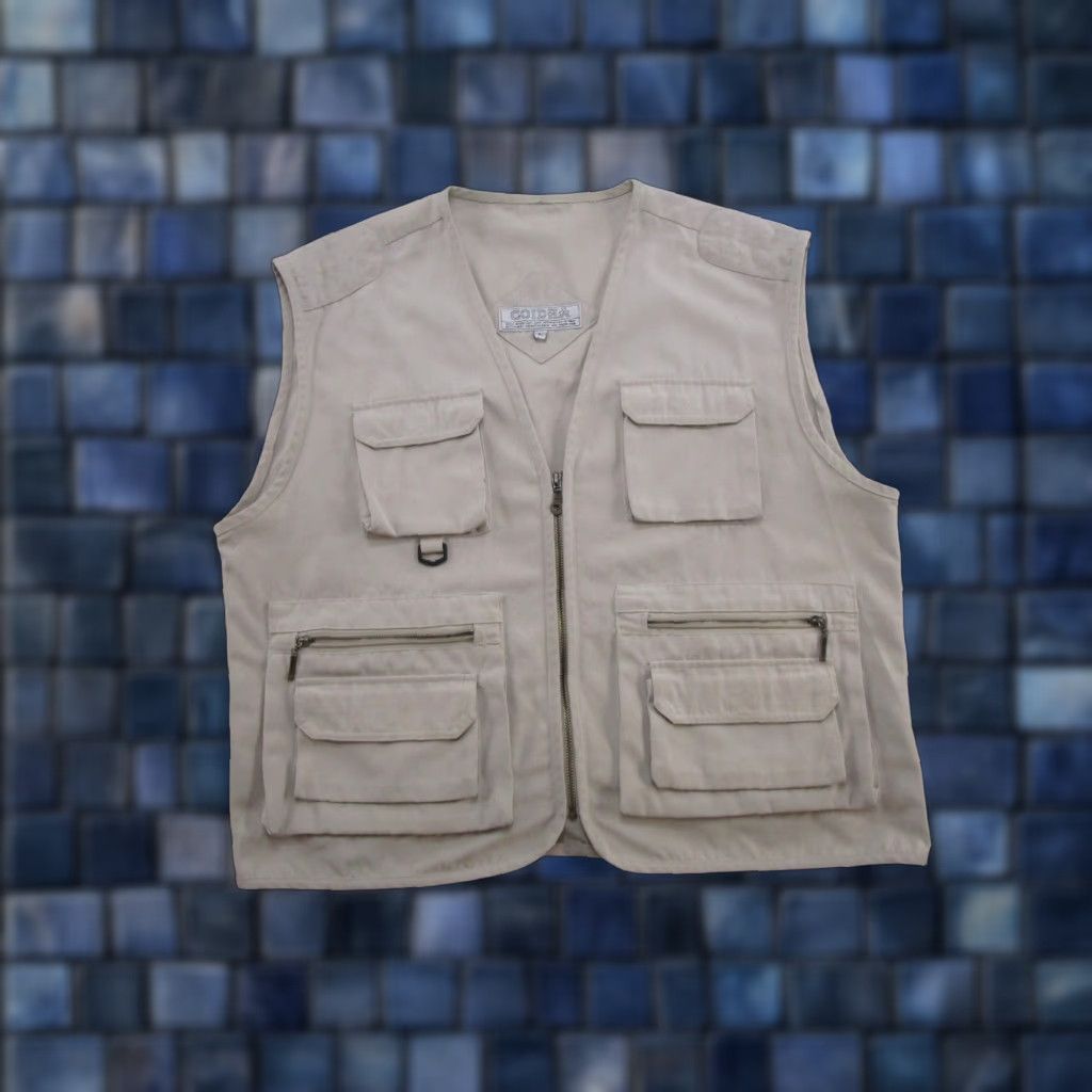 Vintage Coidha Mens Vest Outdoor Leisure Utility Hunting Safari Pockets Size L Beige Canvas Zip Pockets Vintage No Size US L / EU 52-54 / 3 - 1 Thumbnail
