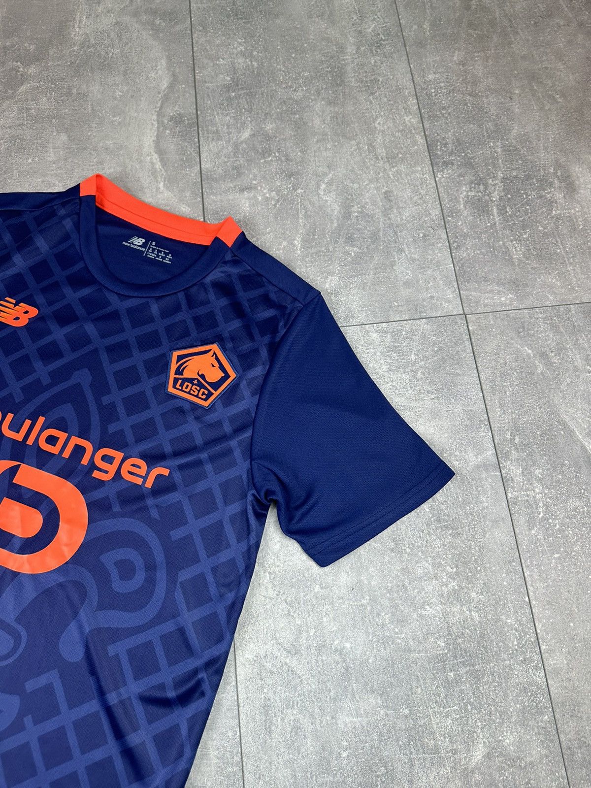 New Balance New Balance Losc 2023/24 Third Soccer Jersey Size US S / EU 44-46 / 1 - 7 Thumbnail