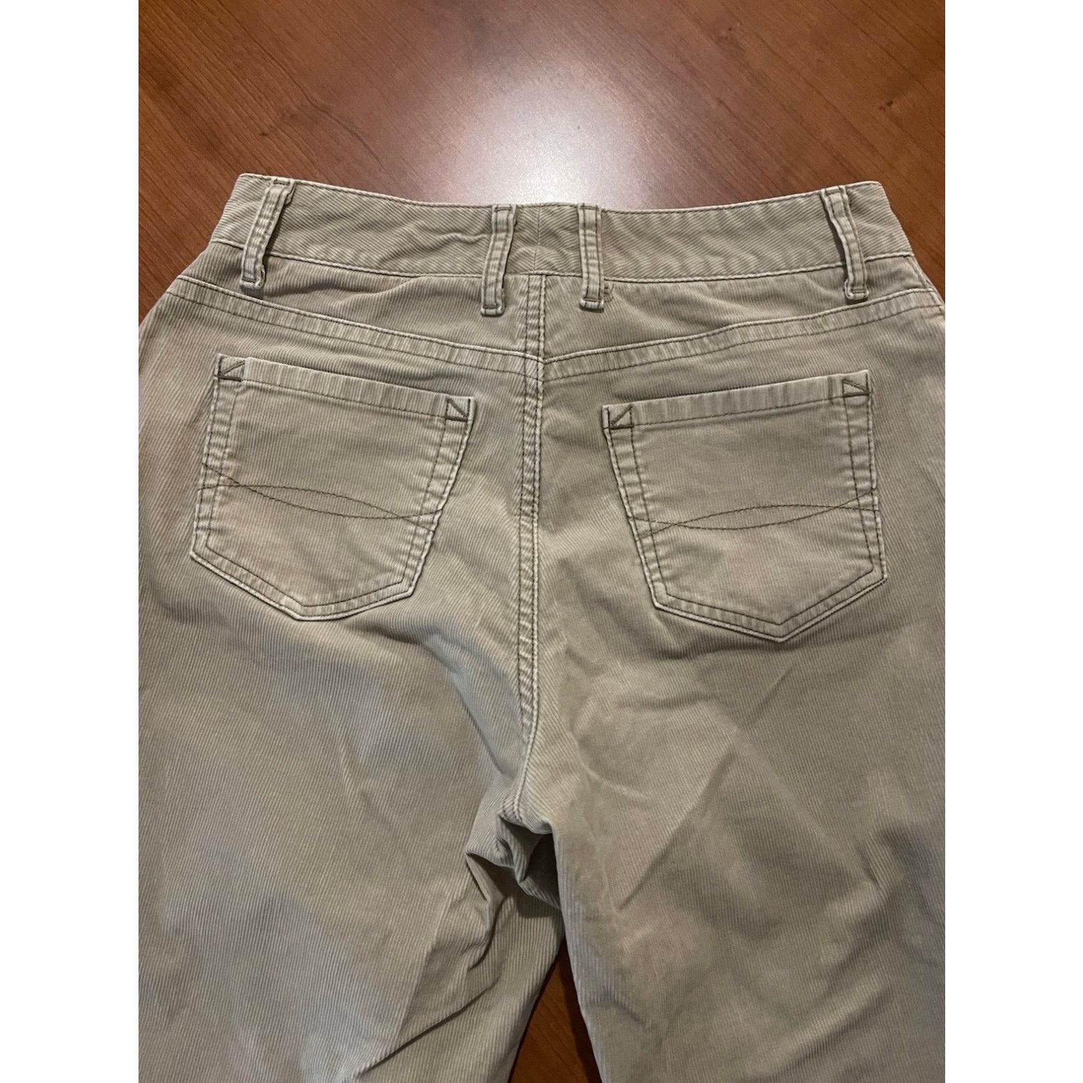 L.L. Bean LL Bean Women’s Beige Curvy Fit Corduroy Straight Pants 8R Size 30" / US 8 / IT 44 - 7 Thumbnail