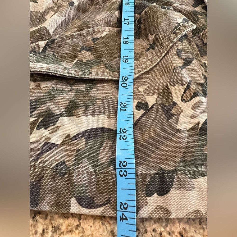 Zadig & Voltaire Zadig & Voltaire Krisa Camo Heart Print Utility Jacket NWT Size XS / US 0-2 / IT 36-38 - 5 Thumbnail