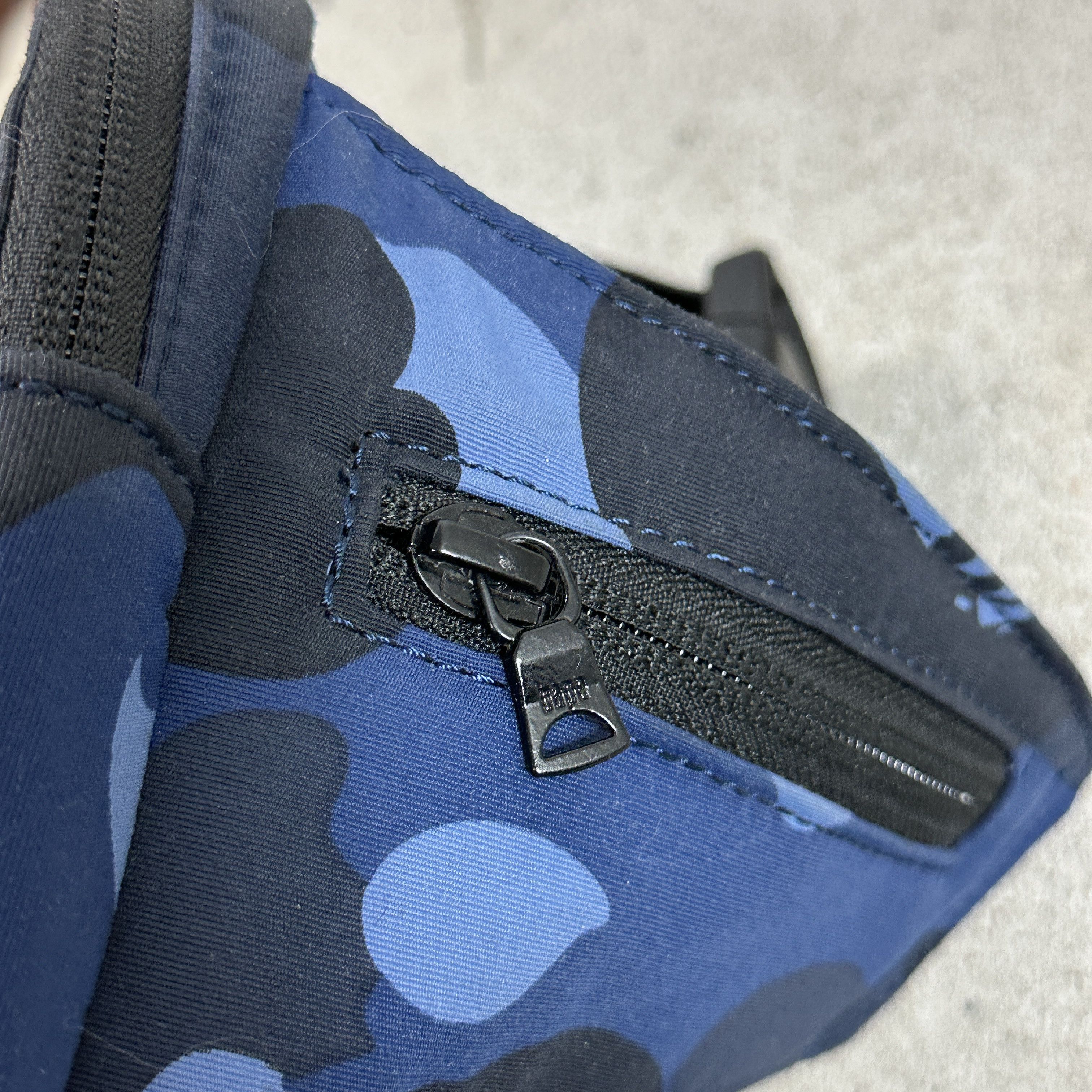 Bape × Vintage Vintage Y2K Hip Hop Skater Small Crossbody Bape Bag Size ONE SIZE - 2 Thumbnail