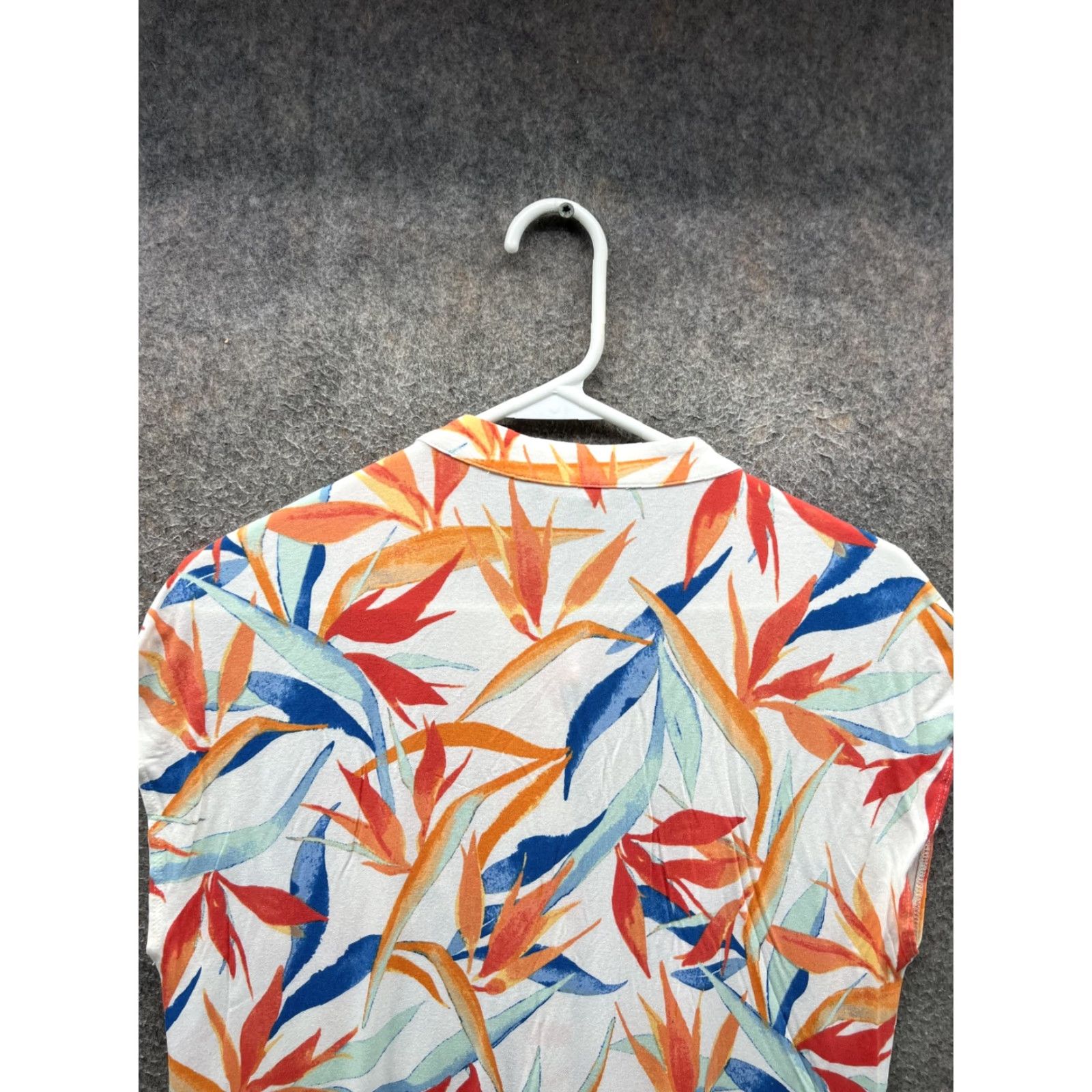 Tommy Bahama Tommy Bahama T Shirt Dress Womens Medium Multicolor Floral Henley Cap Sleeve Dress Size M / US 6-8 / IT 42-44 - 7 Thumbnail