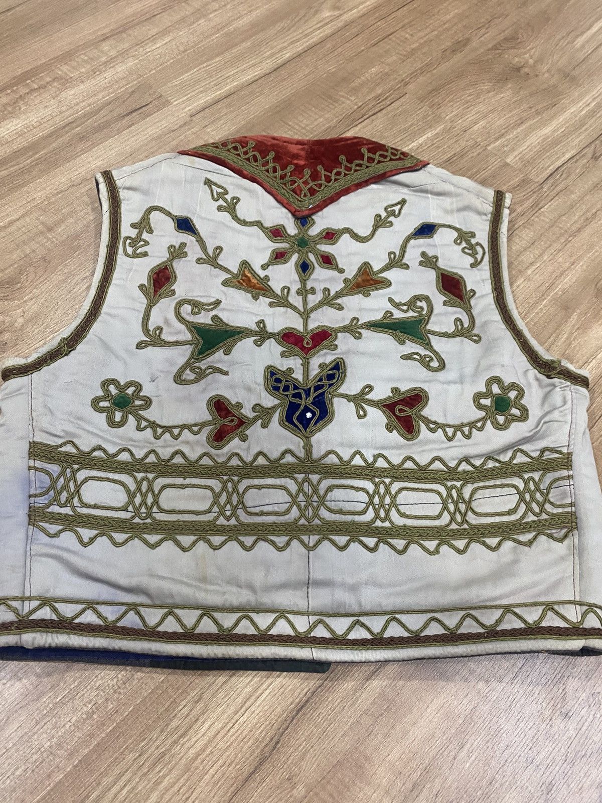Vintage Vintage Ottoman Turkish Embroidered Velvet Vest Handcrafted Size US M / EU 48-50 / 2 - 2 Thumbnail