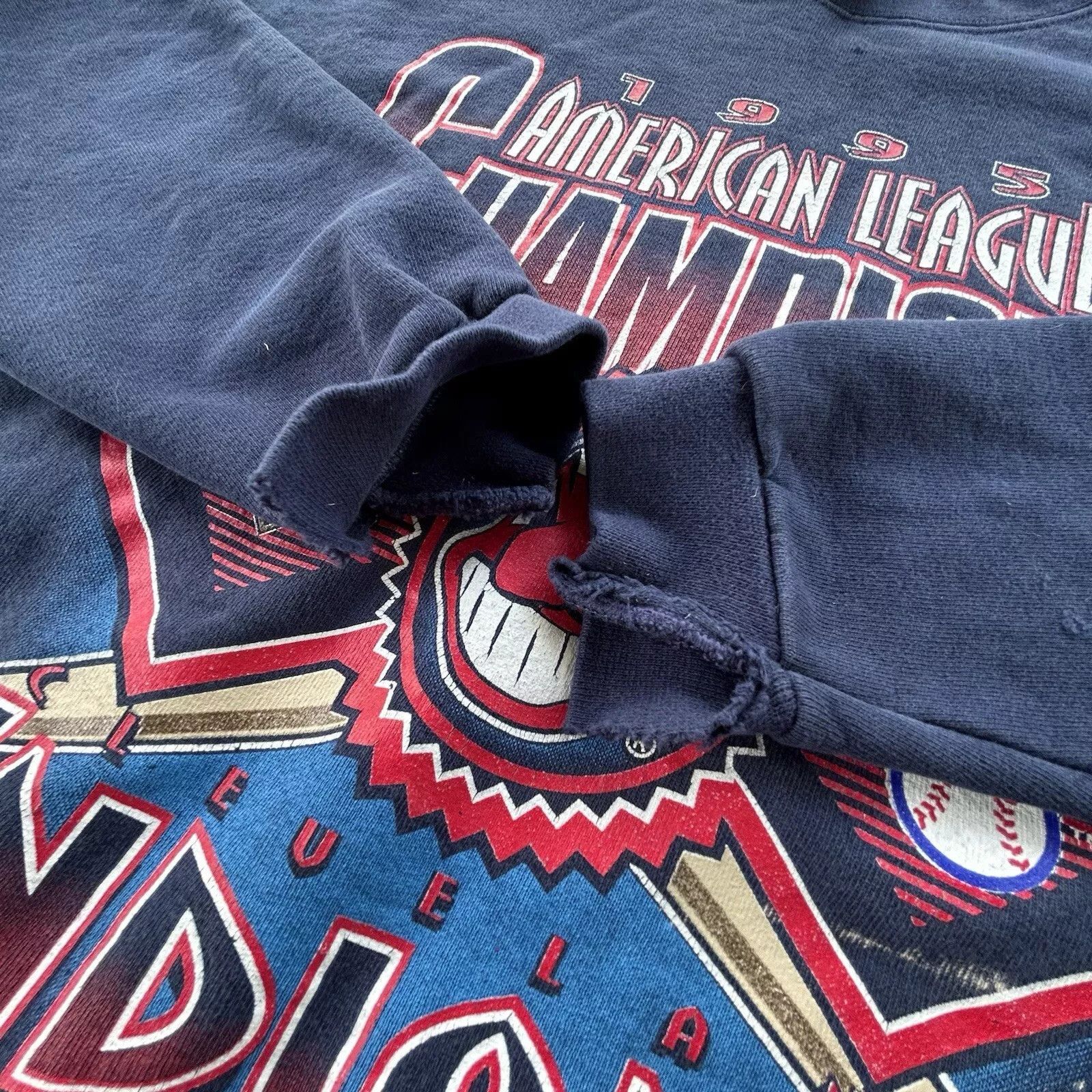 Logo Athletic Vintage Cleveland Indians Sweatshirt Adult Medium Size US M / EU 48-50 / 2 - 2 Thumbnail