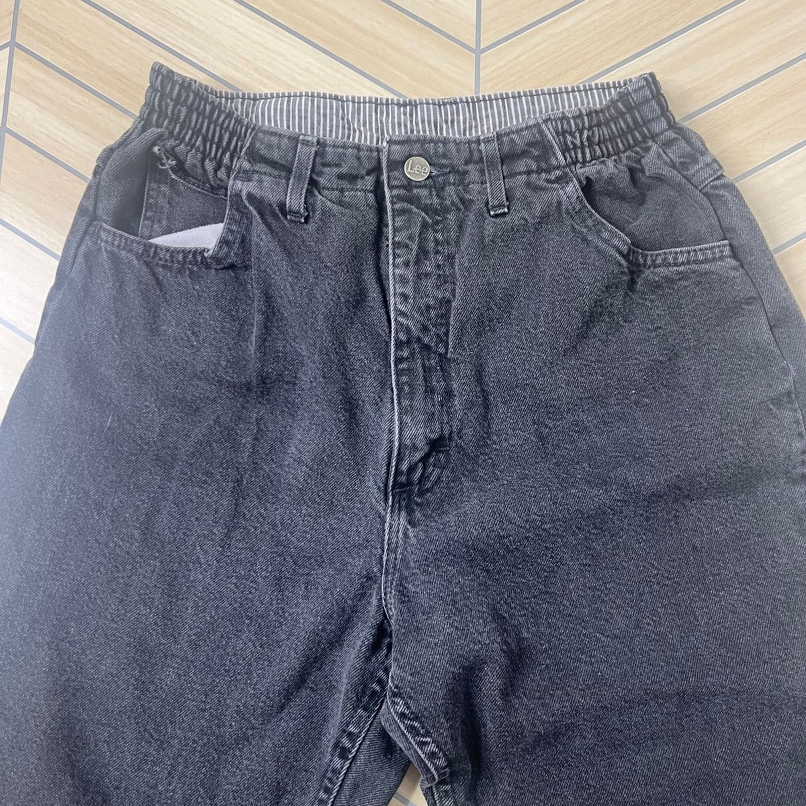 Lee Vintage 80s/90s Lee Black Jeans Women’s 10/12 Petite Size 30" / US 8 / IT 44 - 4 Thumbnail