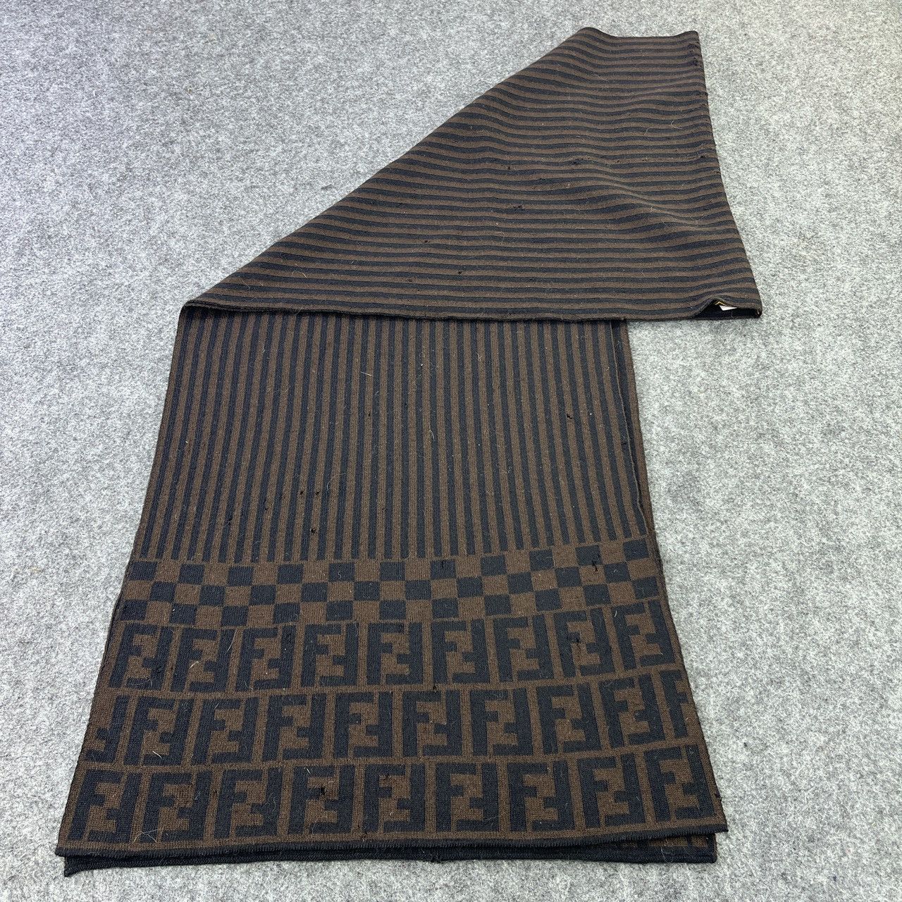 Fendi Fendi Scarf / Muffler / Neckwear T395 Size ONE SIZE - 5 Thumbnail