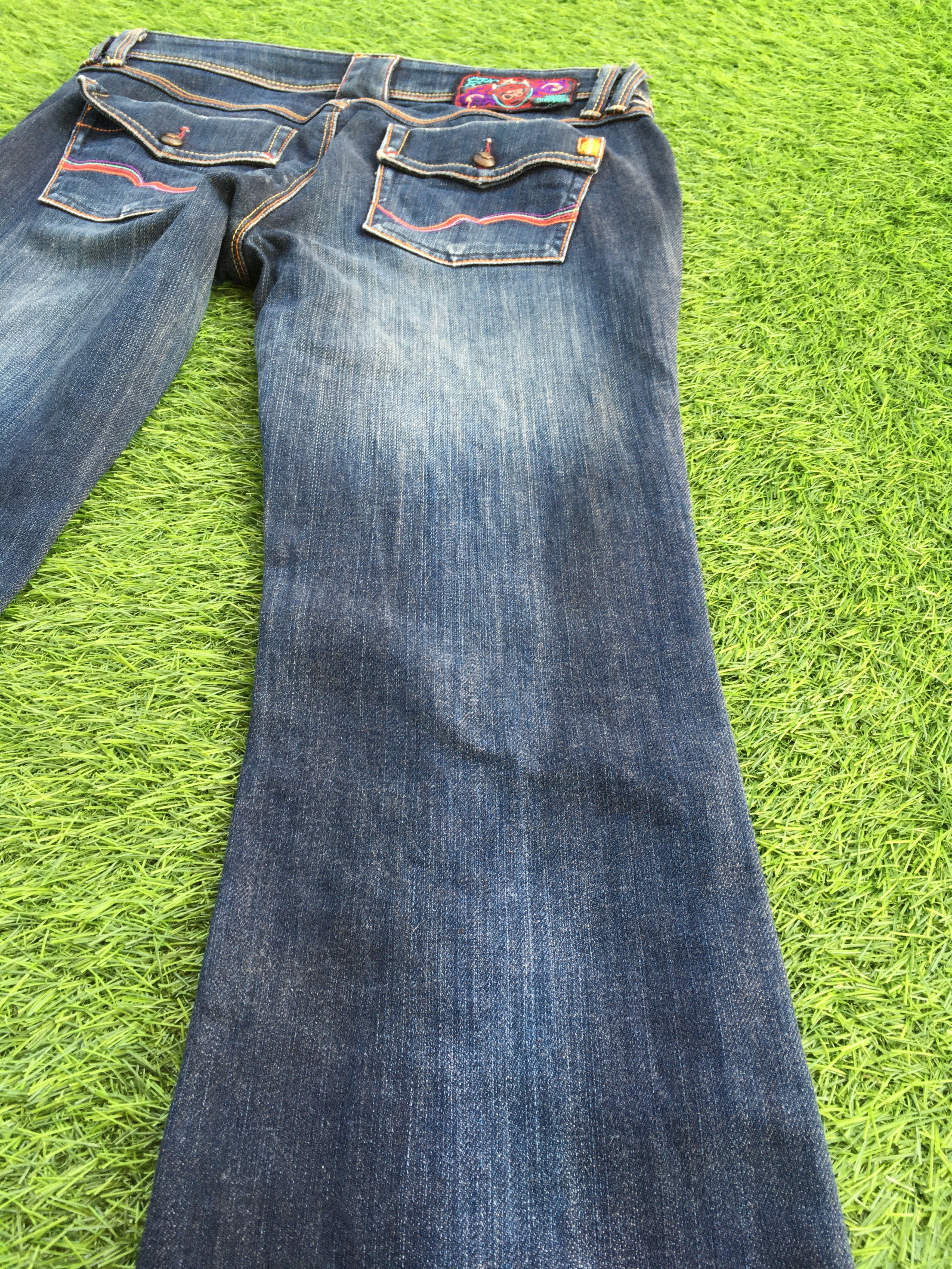Japanese Brand Y2K Low Rise Distressed Flare Jeans D-1208 Size 26" / US 2 / IT 38 - 7 Thumbnail